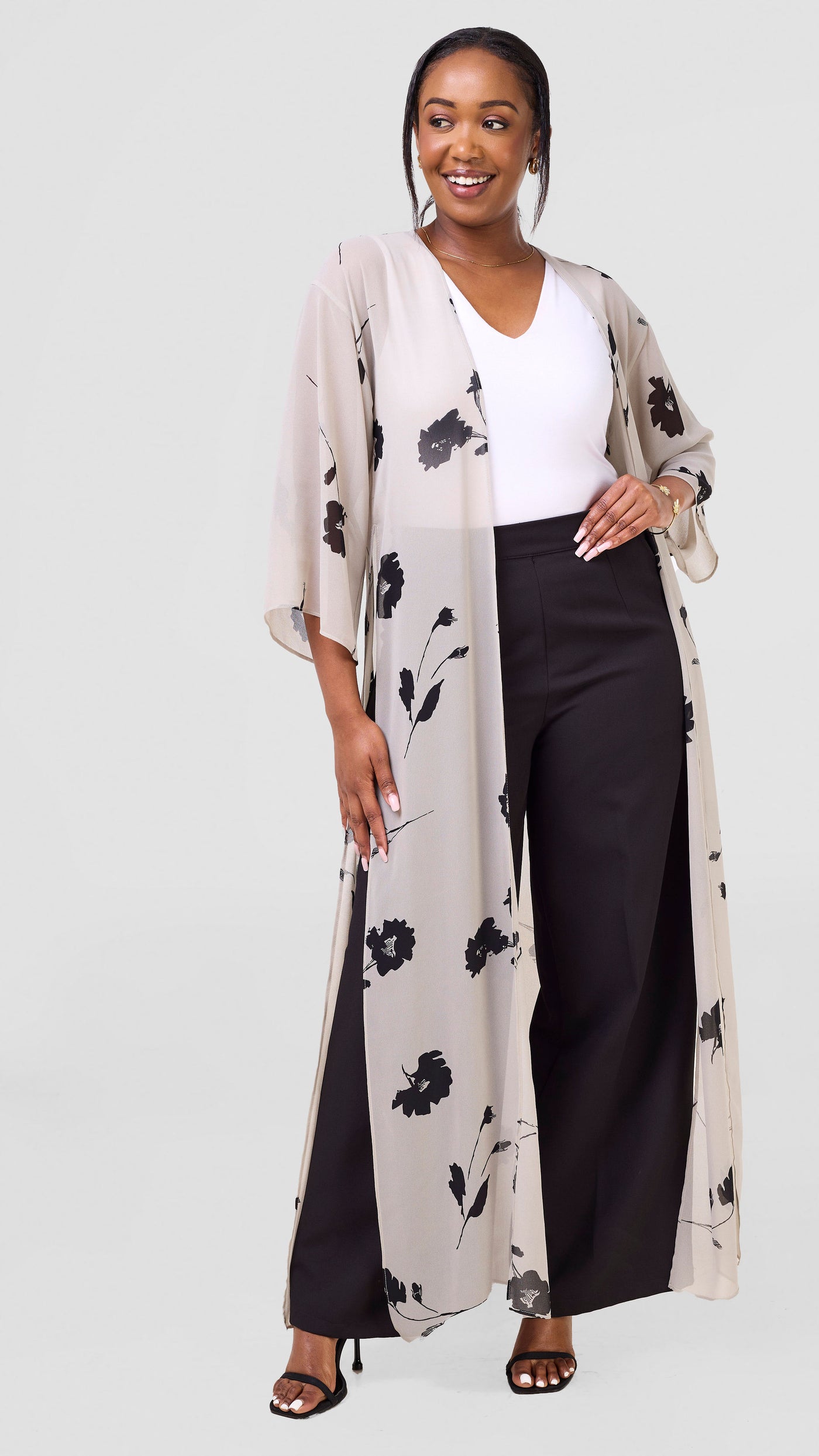 Vivo Nandi High Slit Kimono - Grey / Black Print