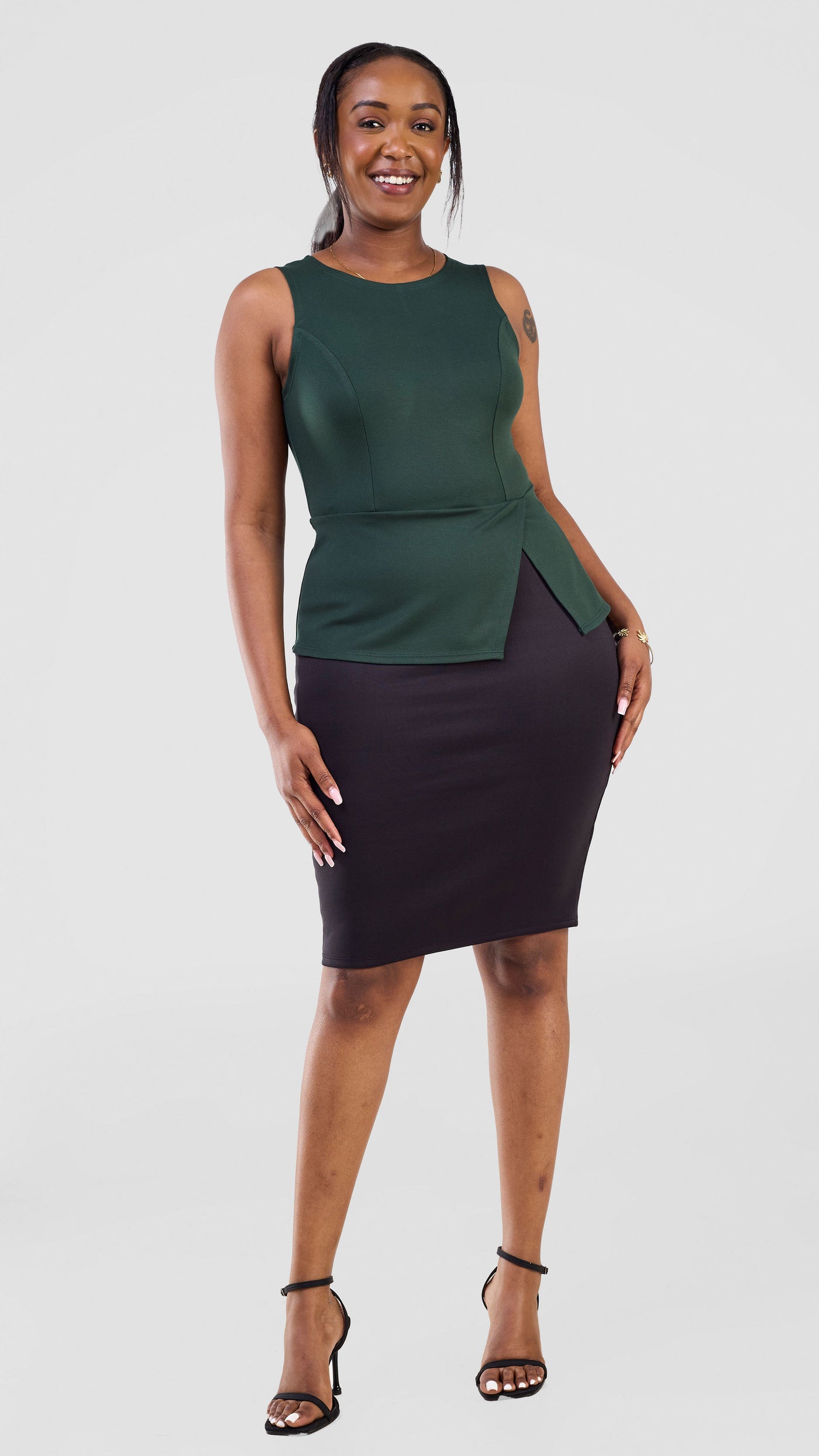 Vivo Lena Sleeveless Top - Dark Green