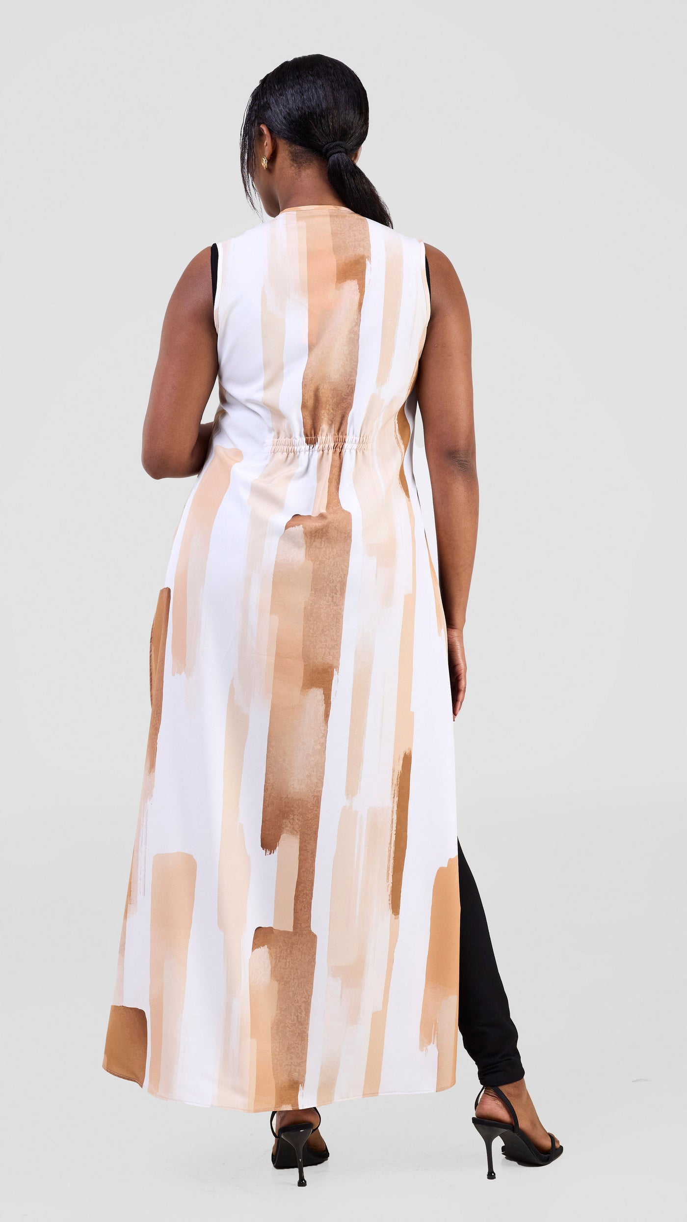 Vivo Isabi Sleeveless Kimono - White / Tan Pasi Print