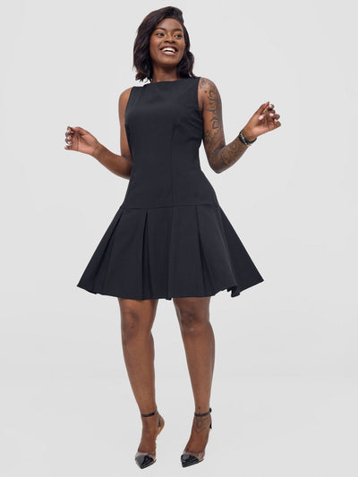 Vivo Niari Sleeveless Pleated Dress - Black - Shopzetu