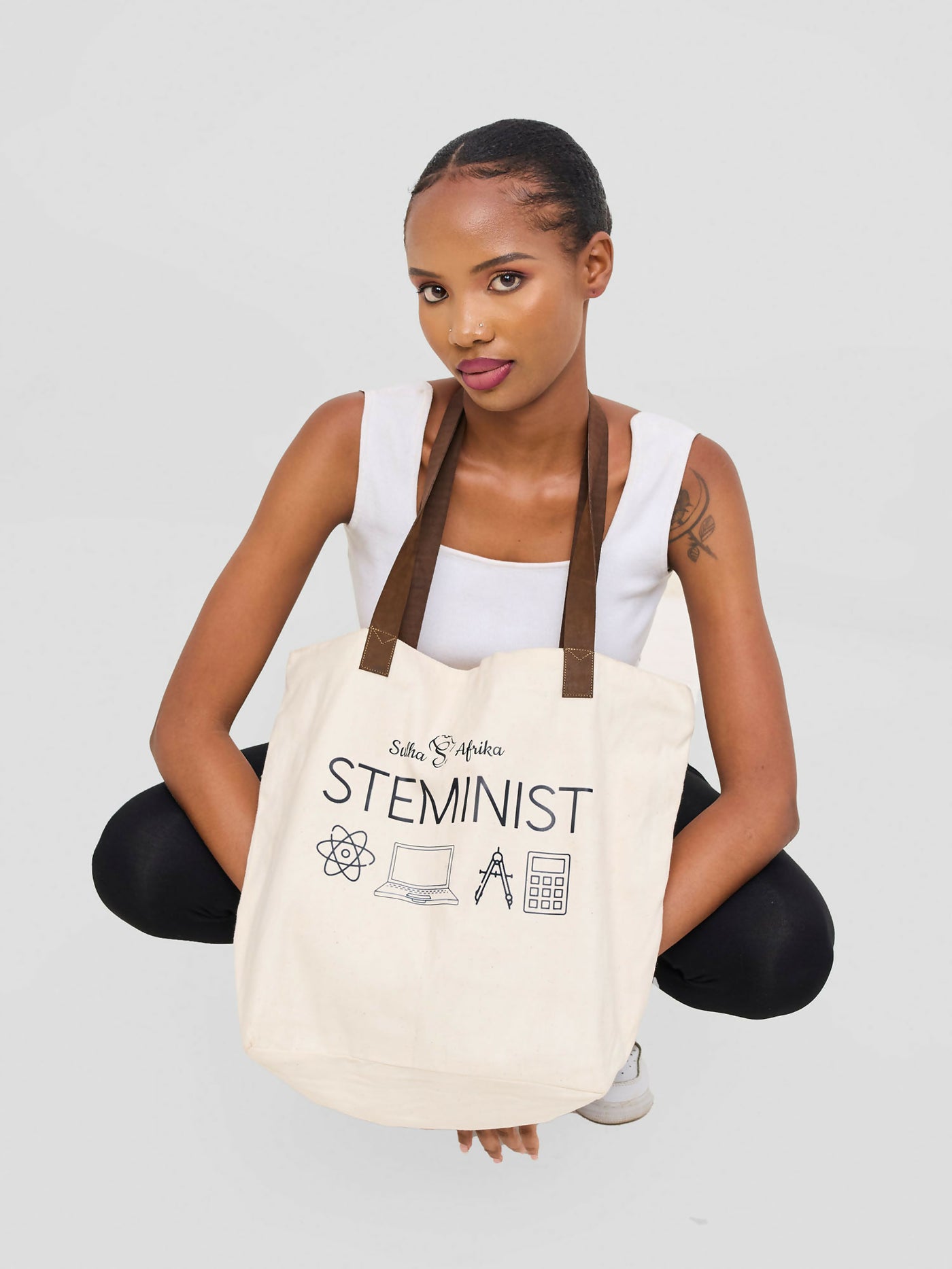 Sulha Afrika Steminist Tote Bag - Cream White - Shopzetu