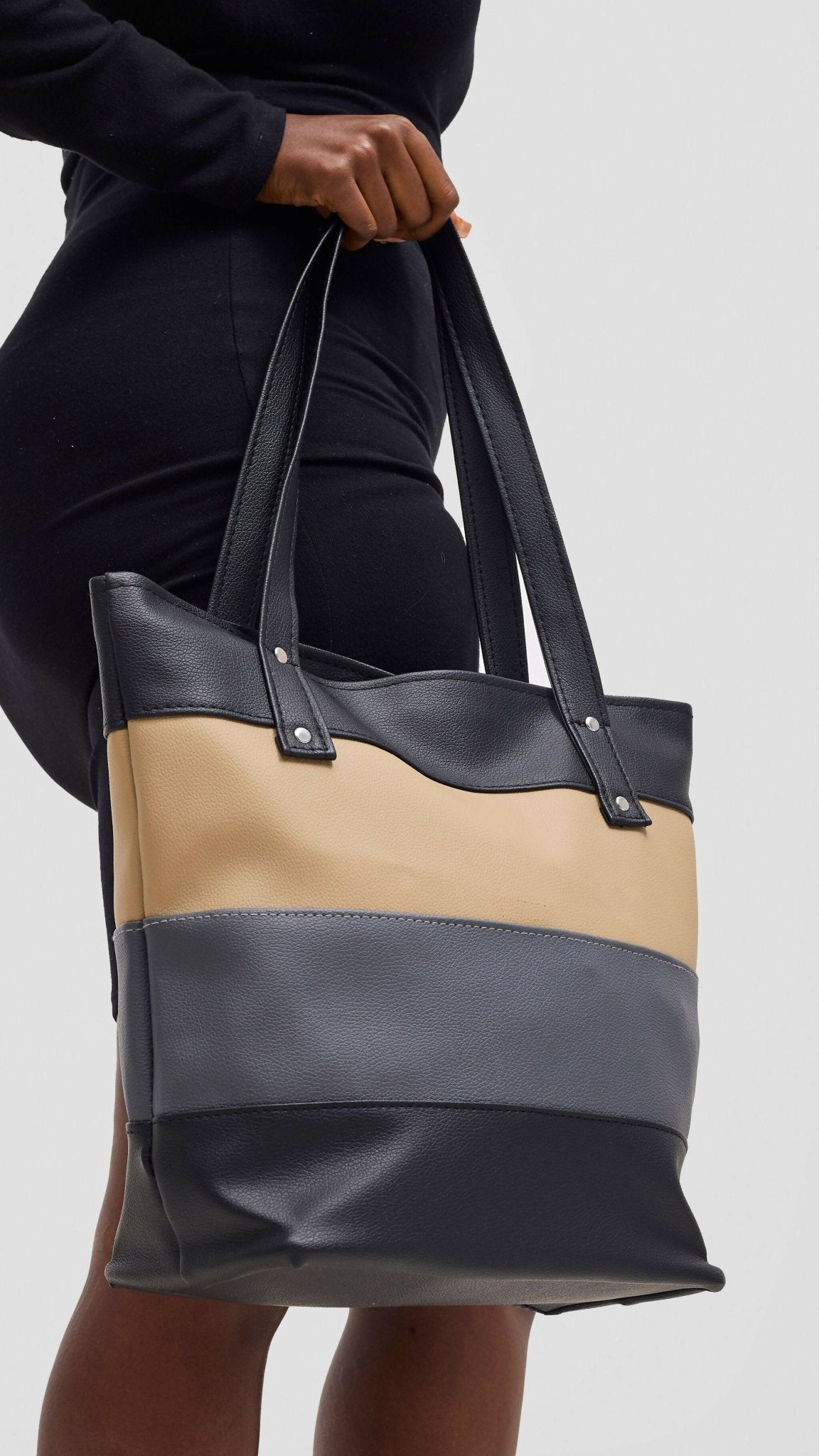 Mkenya Collections Handbag - Black / Beige / Grey - Shopzetu
