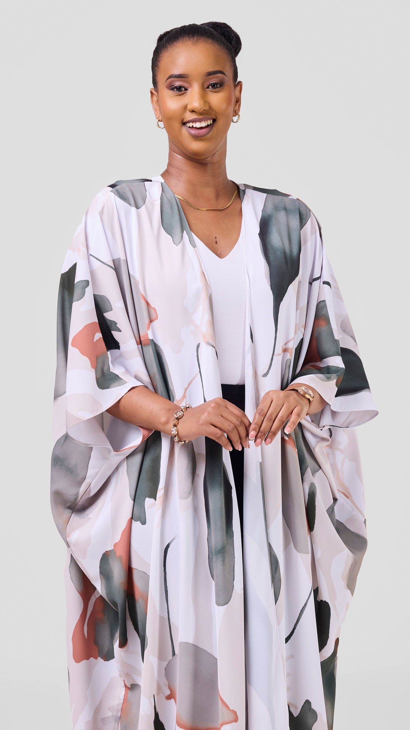 Vivo Ayla Maxi Kimono - White / Light Taupe Dola Print