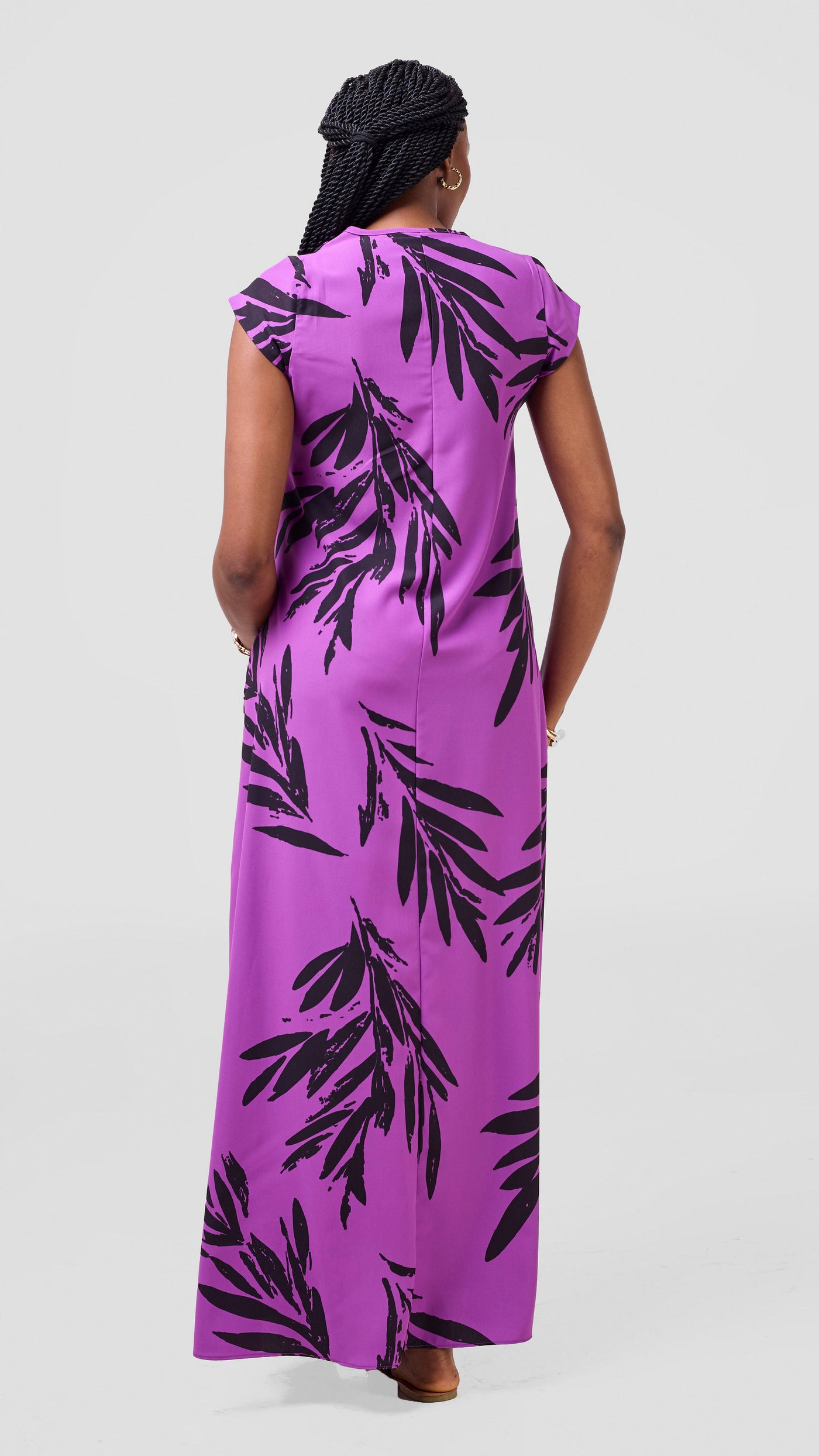 Vivo Zola V Neck Cap Sleeve Maxi Dress - Light Purple / Black Ewale Print