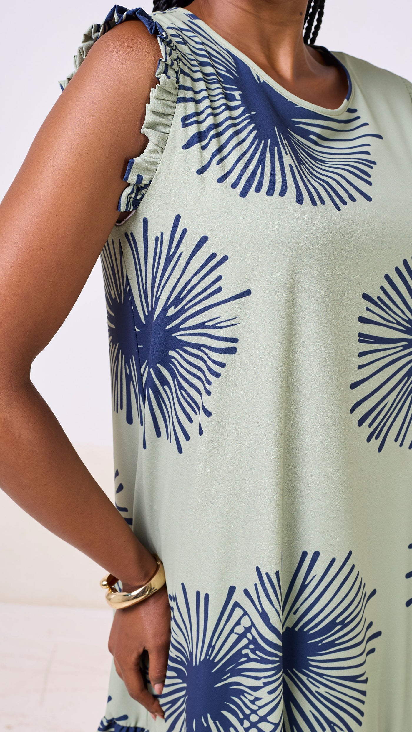 Vivo Ava Tent Flounce Maxi Dress - Sage / Navy Sella Print