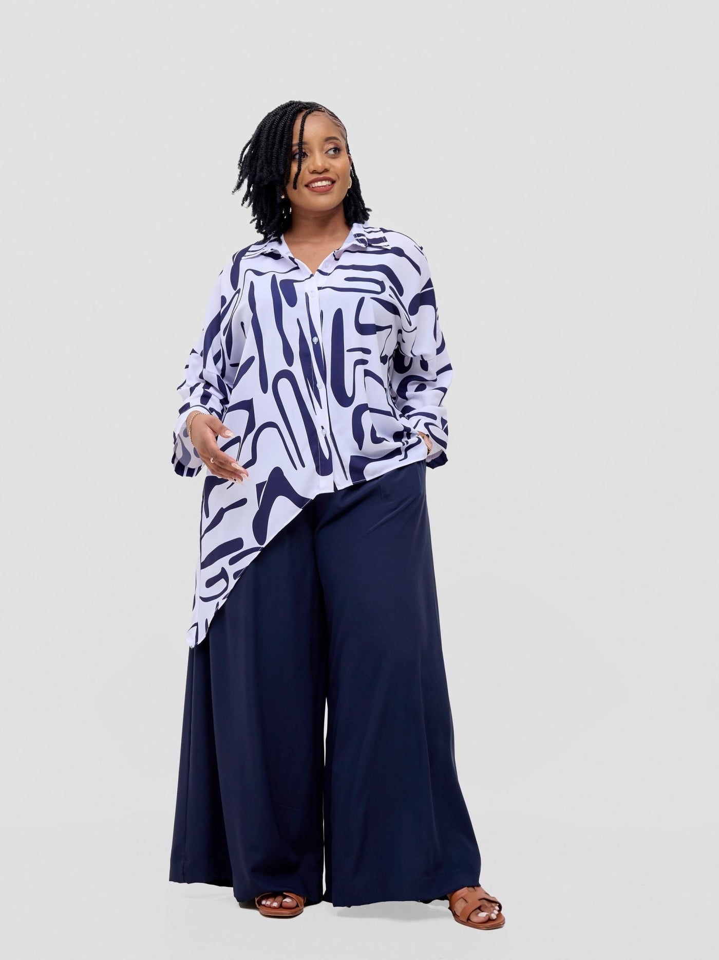 Vivo Serwa Asymmetric Top - White / Navy Sera Print - Shopzetu