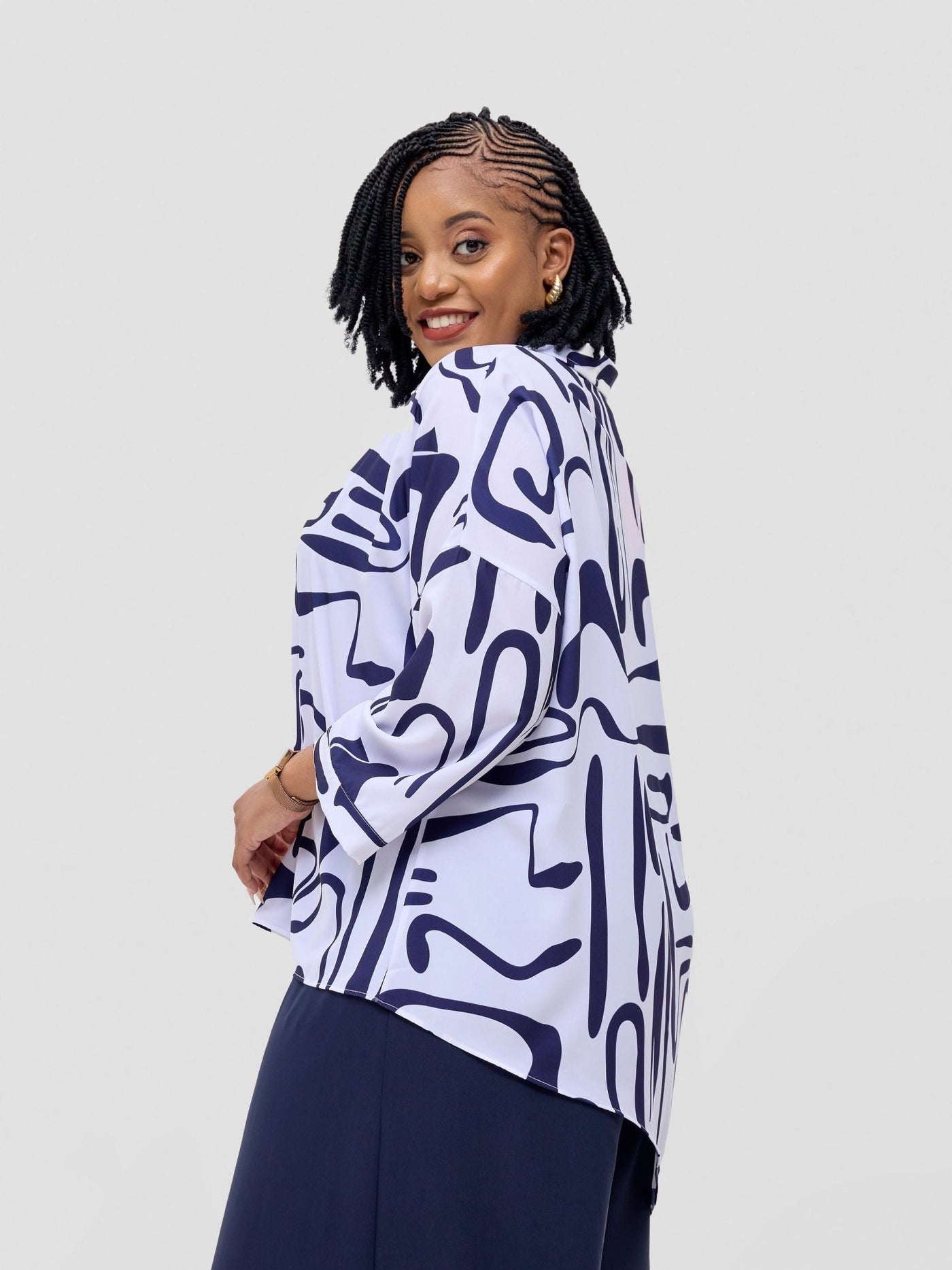 Vivo Serwa Asymmetric Top - White / Navy Sera Print - Shopzetu