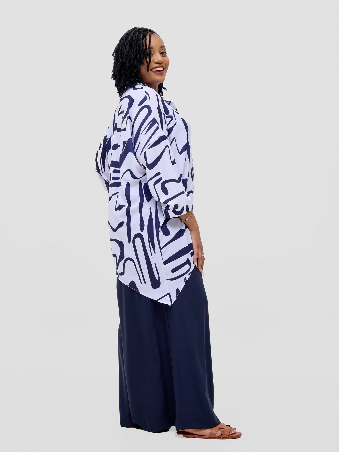 Vivo Serwa Asymmetric Top - White / Navy Sera Print - Shopzetu