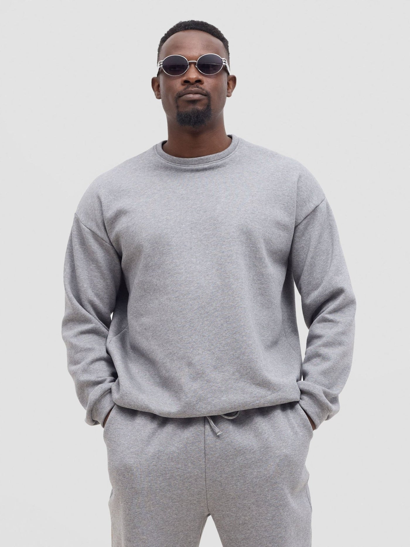Zoya Yuni Men's Sweatshirt - Grey - Shopzetu