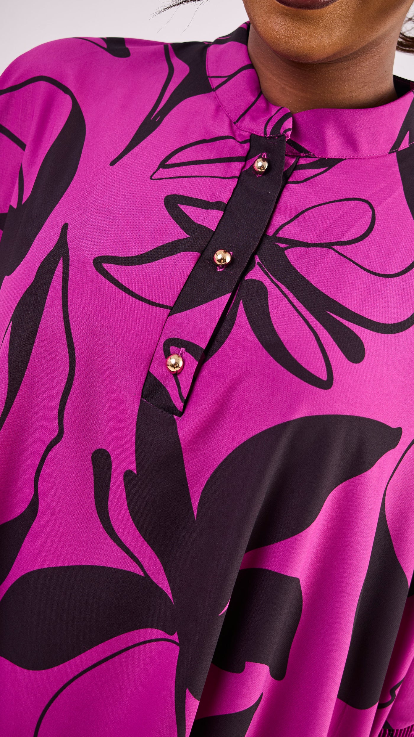 Vivo Wastani 3/4 Shirred Sleeve Wide Tunic - Magenta / Black Zia Print