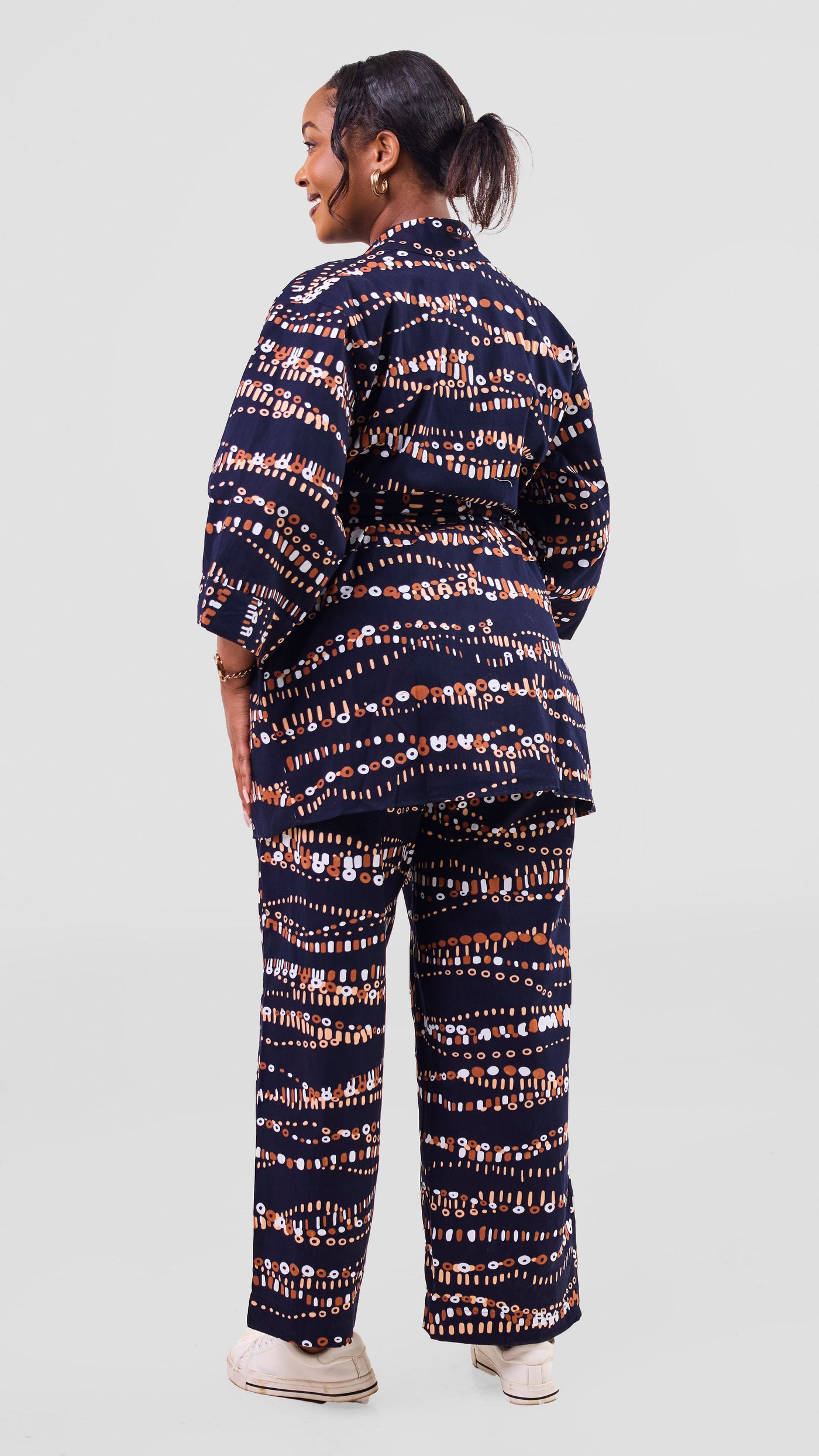 Vivo Short Kimono - Navy / Brown Chiku Print