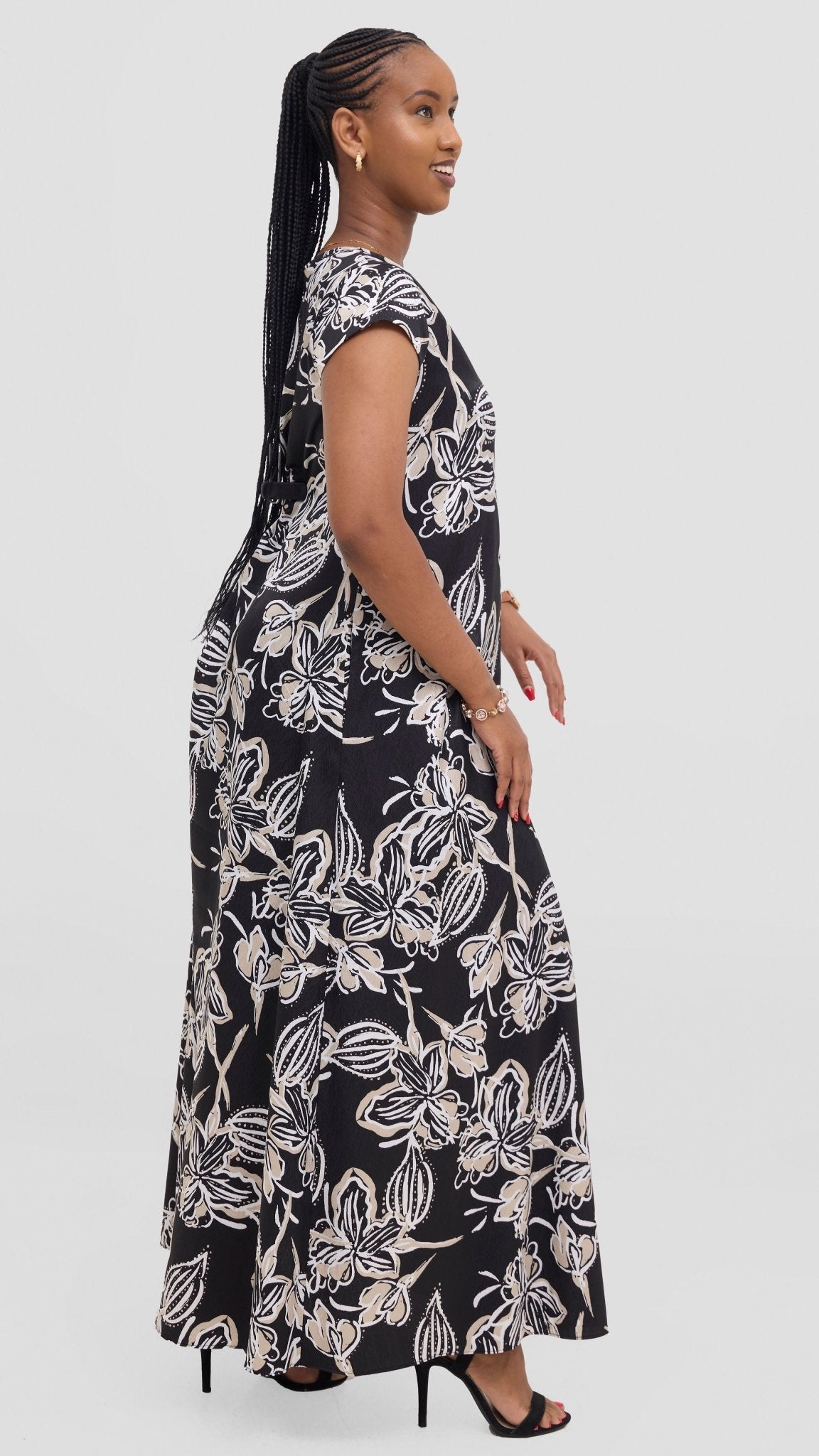 Vivo Sierra Maxi Chiffon Dress - Black / Beige Print - Shopzetu