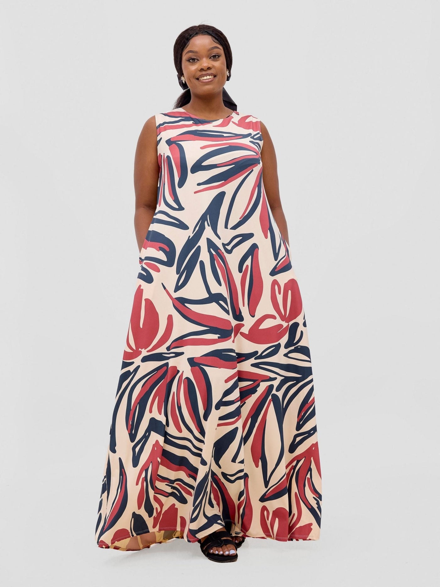 Vivo Lumi Back Pleat Maxi Dress - Black / Burgundy Ulira Print - Shopzetu
