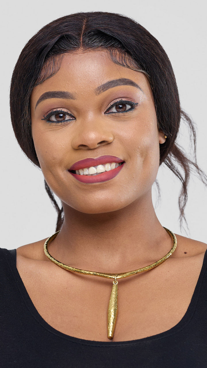 Naruki Handcrafted Hammered Brass Choker – Brass