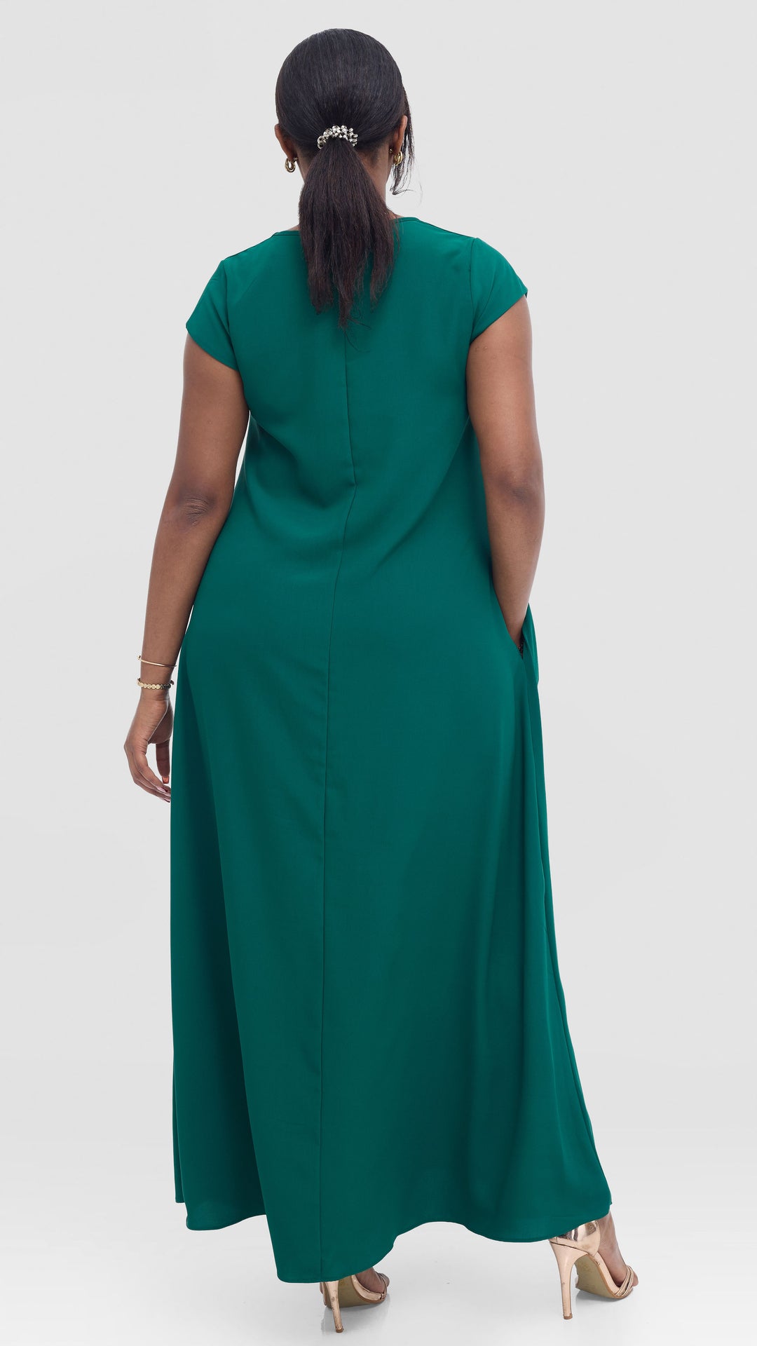 Vivo Zola V Neck Maxi Dress in Crepe - Green