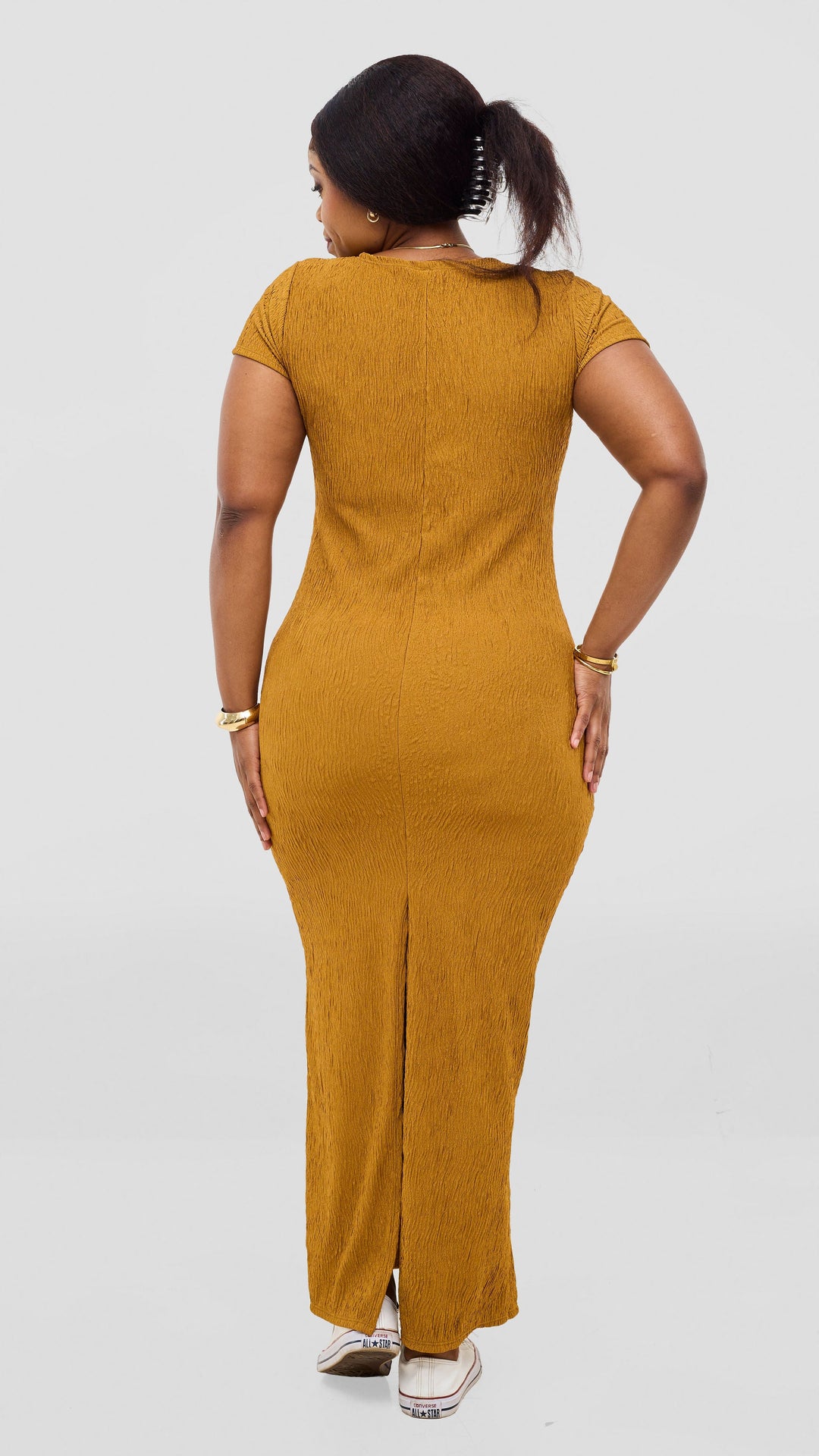 Vivo Kaisa Short Sleeve Maxi Bodycon In Polyester Stretch - Mustard