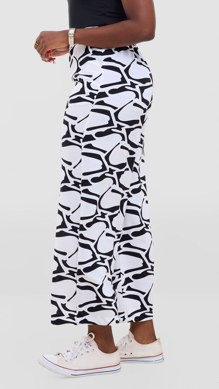 Vivo Maisha Straight Leg Pants In Crepe -  White / Black Abstract Print