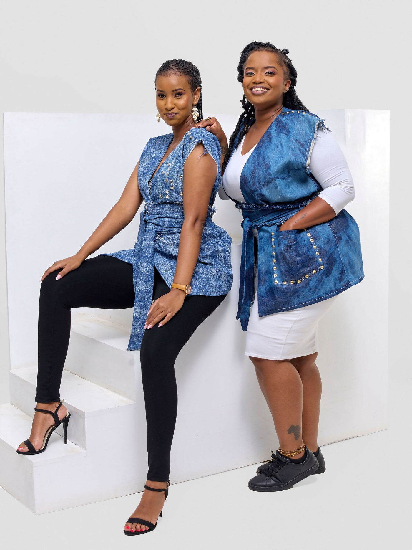 Hisi Studio Likiwaka Liote Vest Jacket - Blue