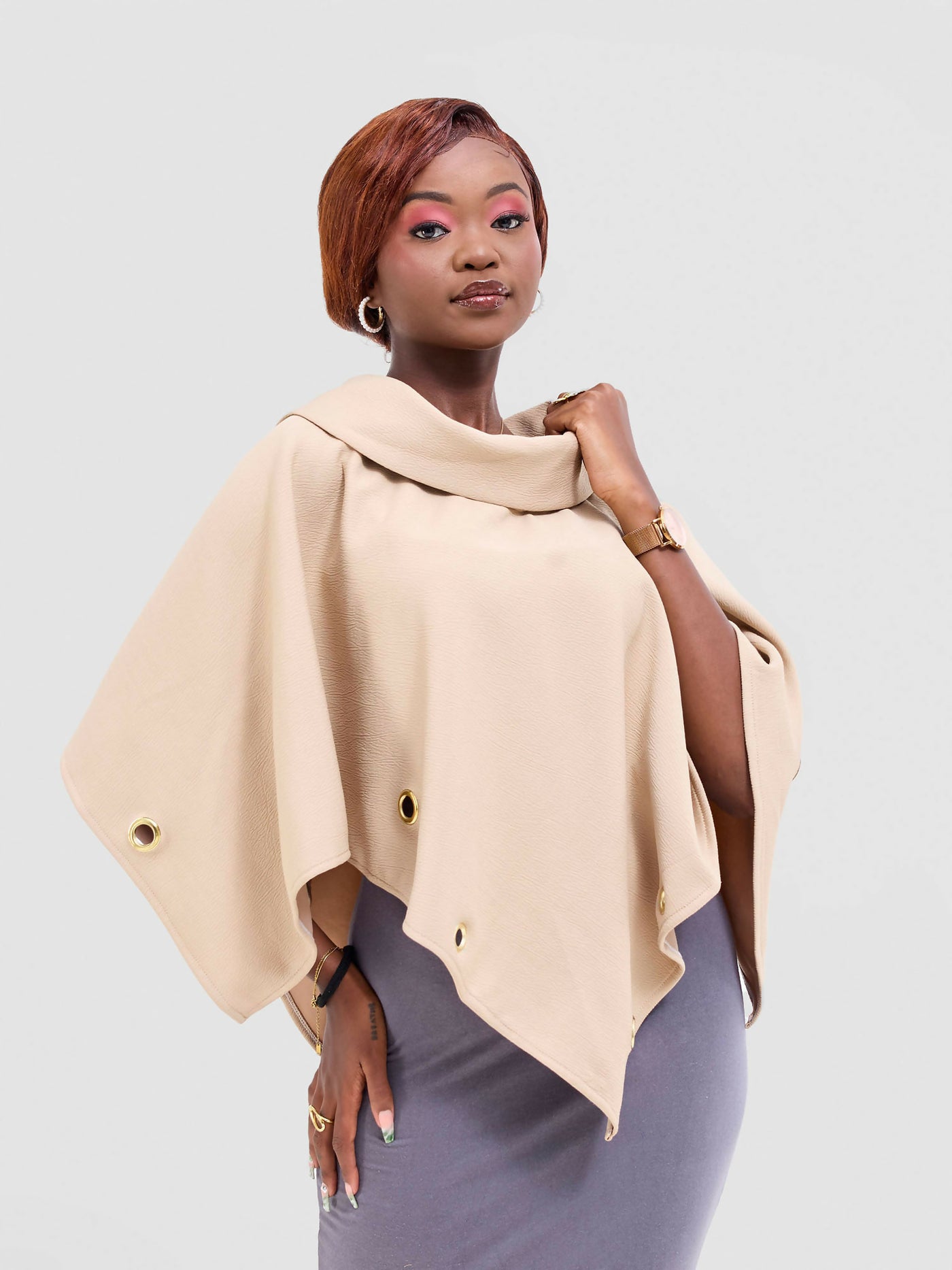 DnD Couture Didi Nova Poncho - Beige - Shopzetu
