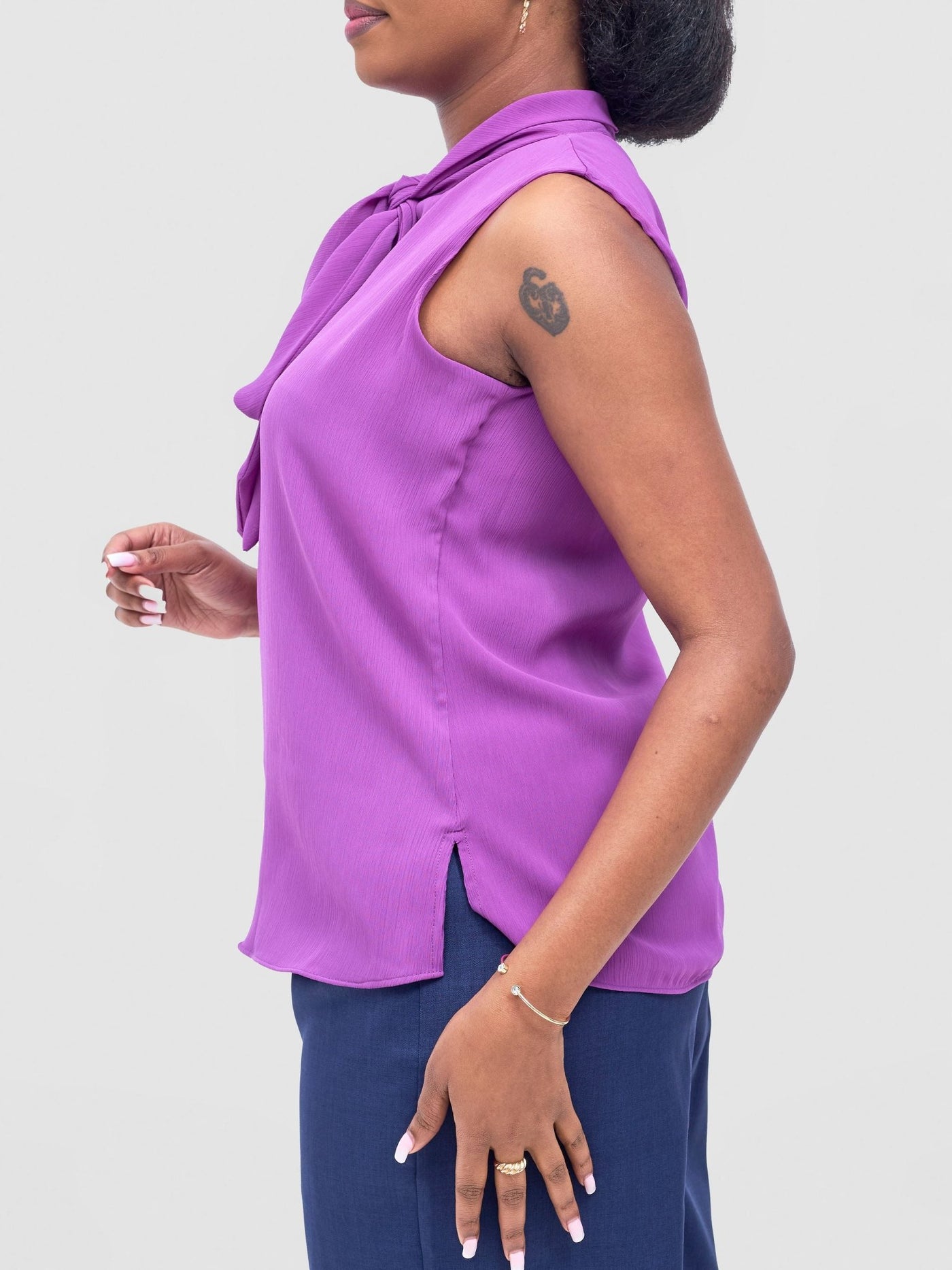 Vivo Niari Sleeveless Top - Magenta - Shopzetu