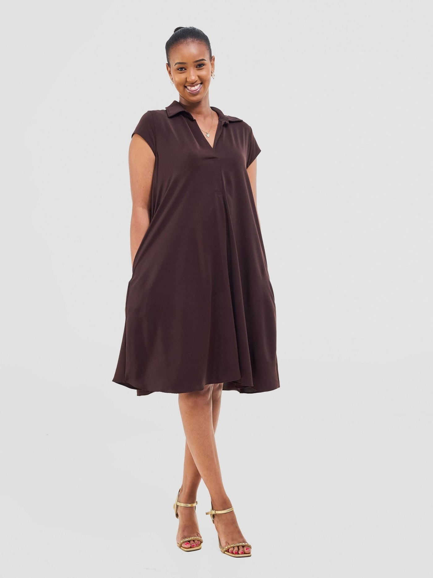 Vivo Yumi Cap Sleeve Dress - Chocolate - Shopzetu