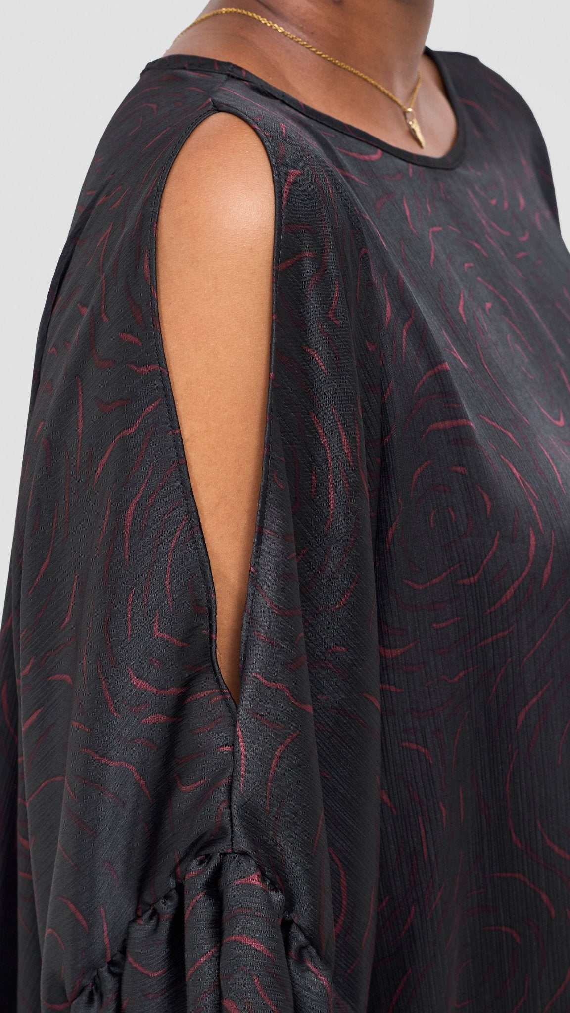 Vivo Chidii Tunic Dress With Frills - Black / Burgundy Print - Shopzetu