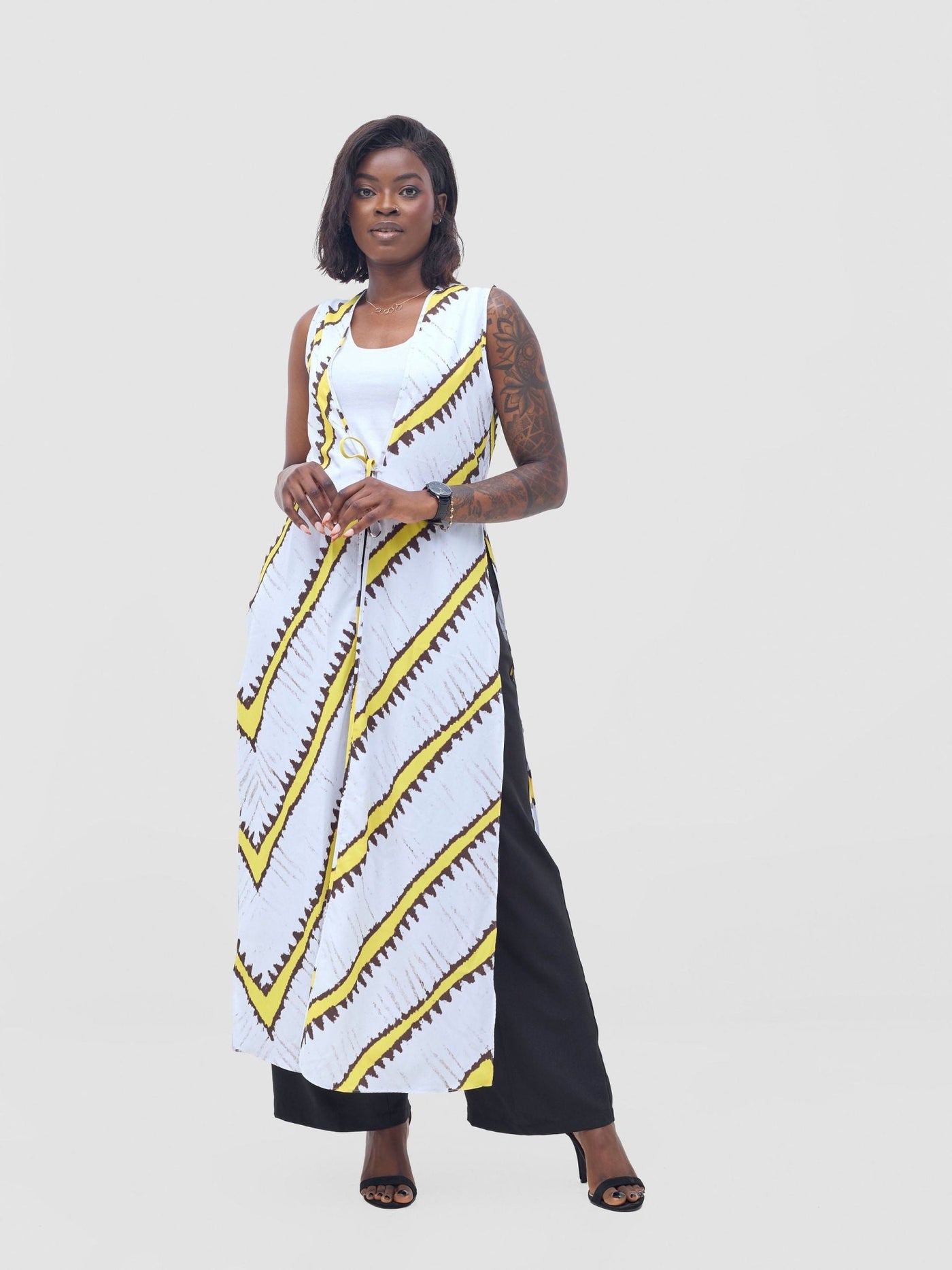 Vivo Isabi Sleeveless Kimono - White / Yellow Sabi Print - Shopzetu