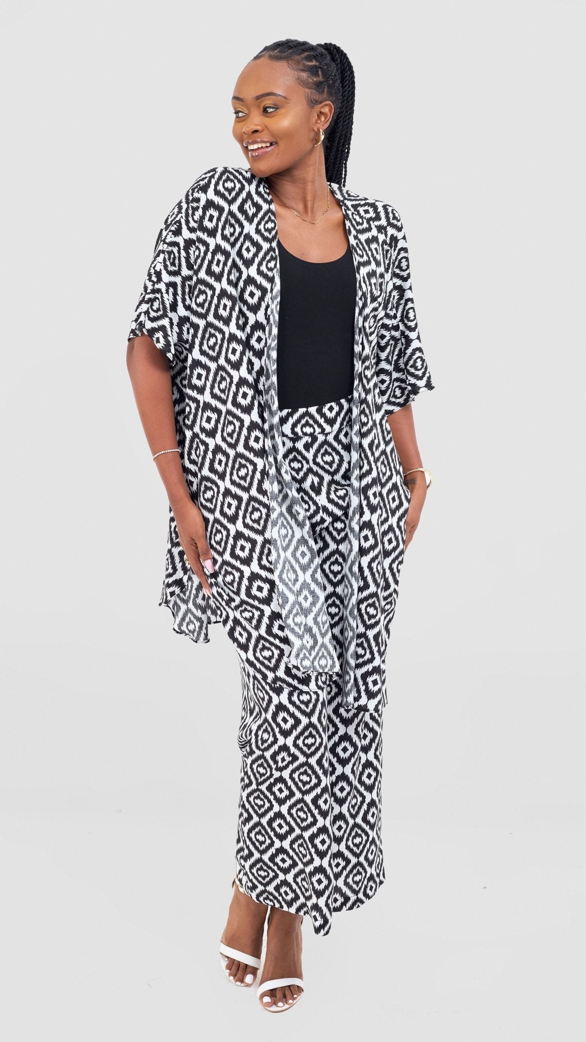 Vivo Samira Wide Kimono - White / Black Print - Shopzetu
