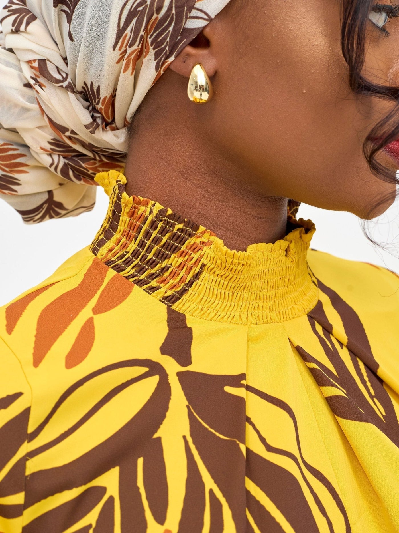 Vivo Ayah Shirred Neck Tent Maxi Dress - Yellow / Chocolate Yana Print - Shopzetu