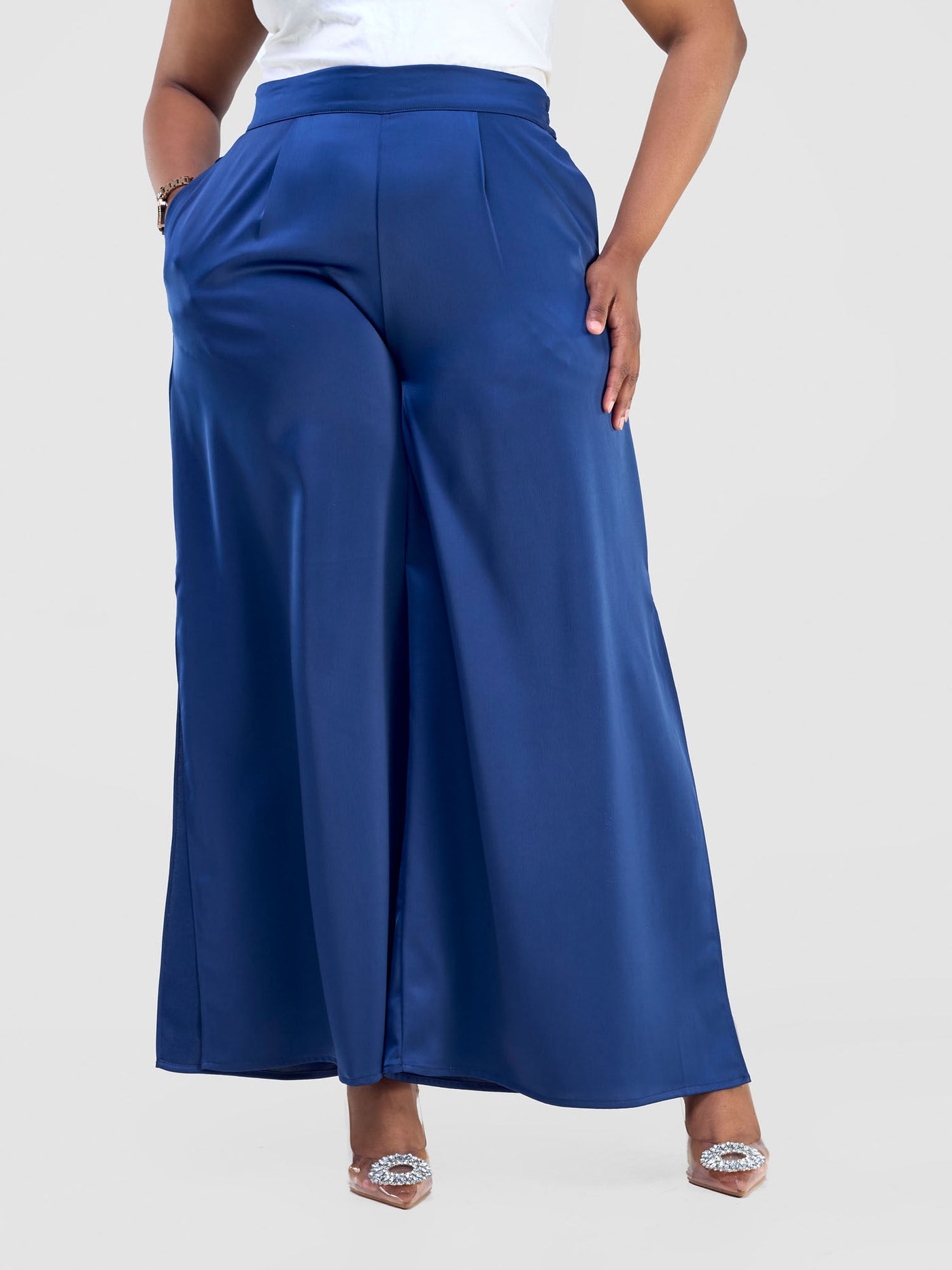 Vivo Amai Side Slit Pants - Navy