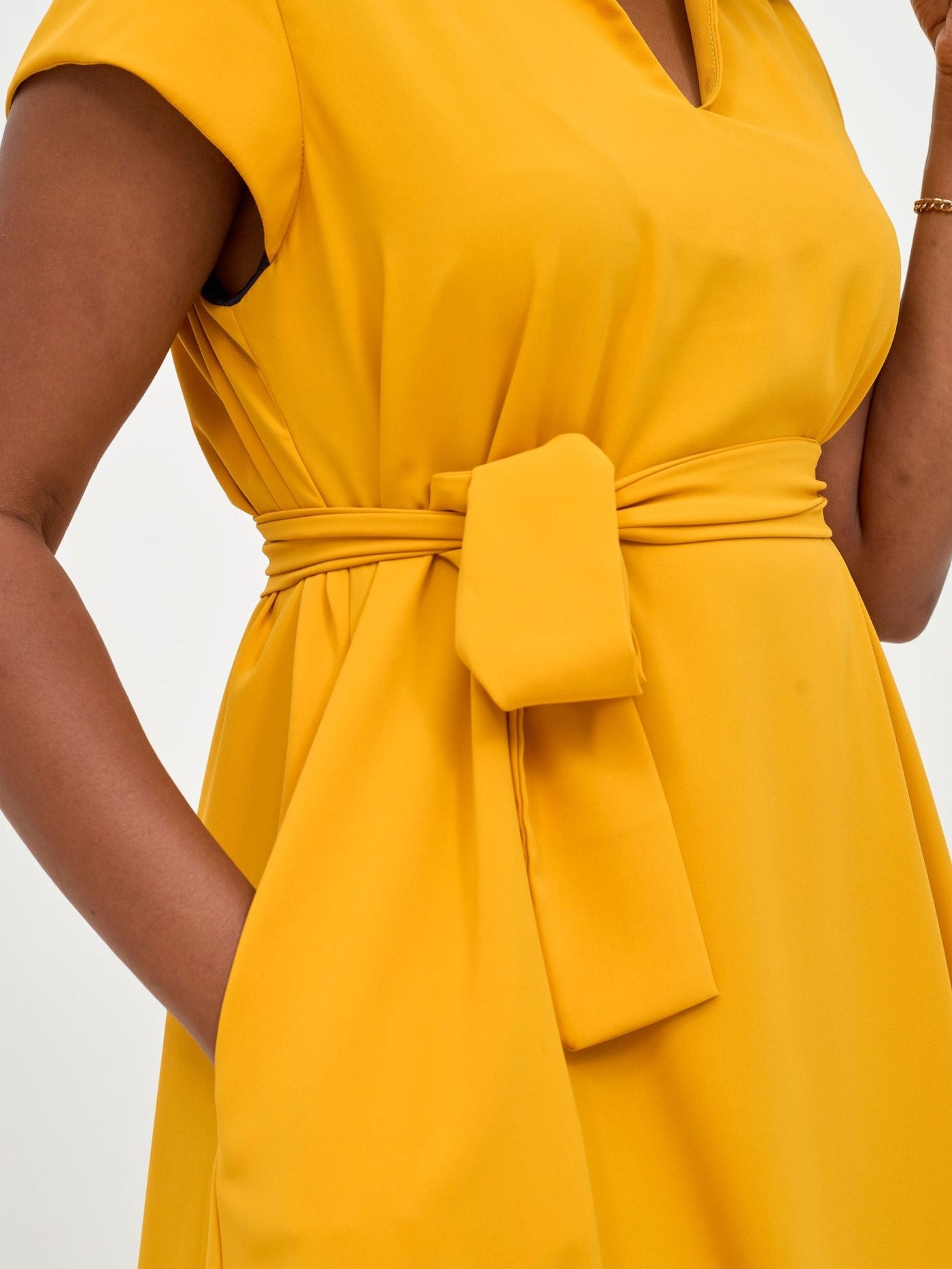 Vivo Zuri Cap Sleeve Knee Length Dress - Light Mustard - Shopzetu