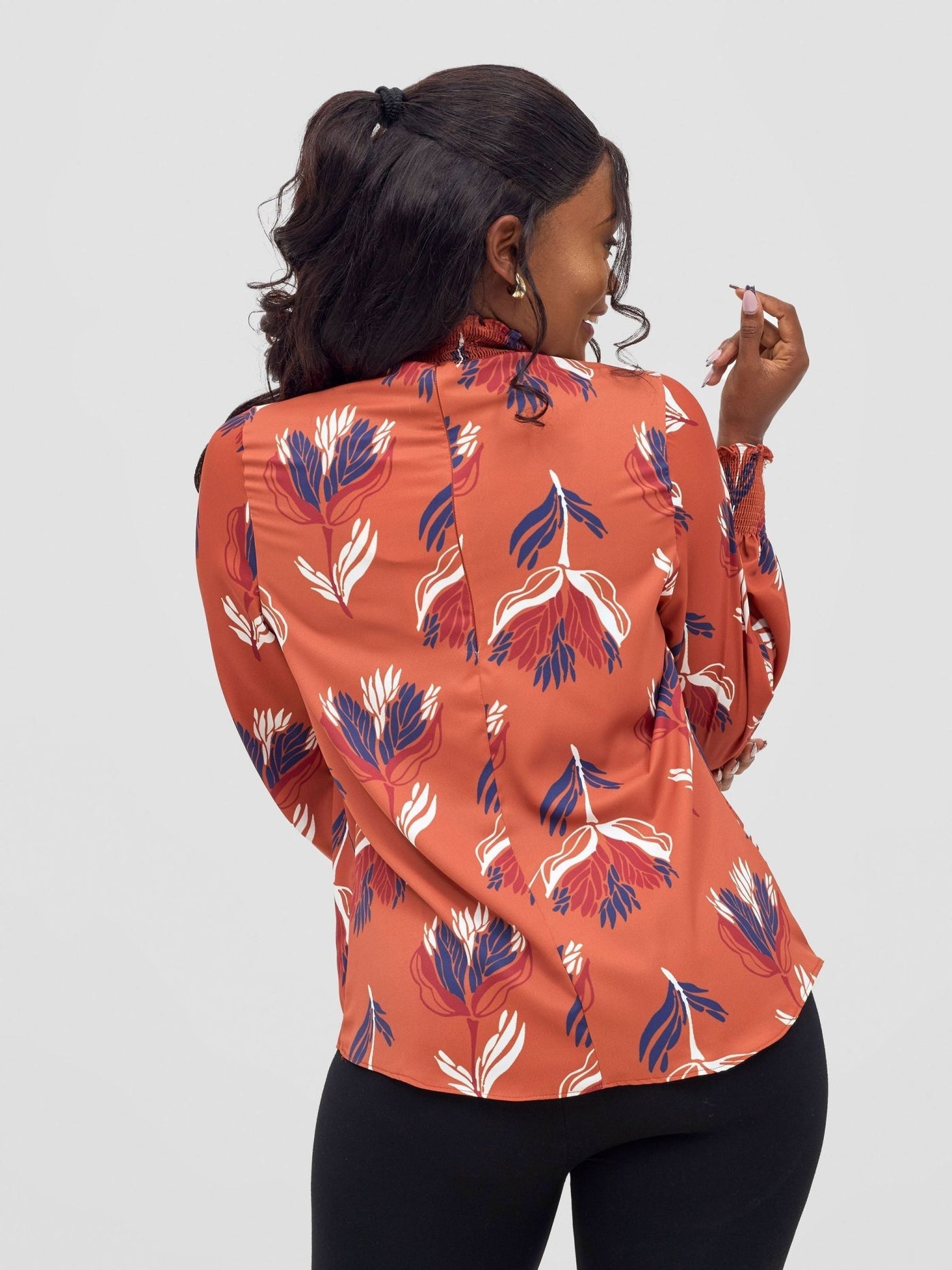 Vivo Ayah Bishop Sleeve Mock Neck Top - Rust / Navy Yana Print - Shopzetu