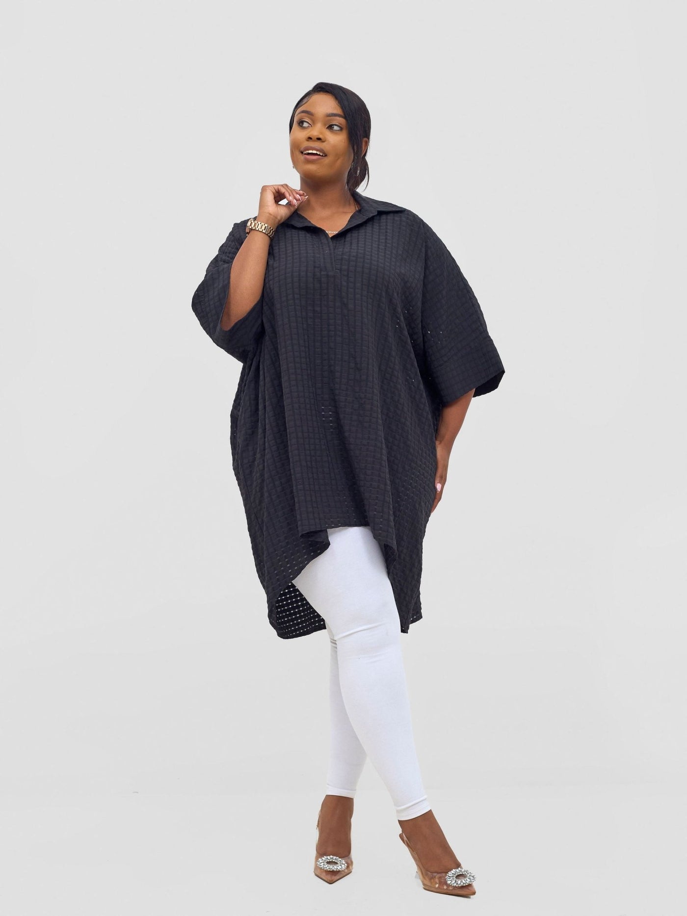 Vivo Mistari 3/4 Sleeve V - Neck Collared Tunic Top - Black Textured - Shopzetu