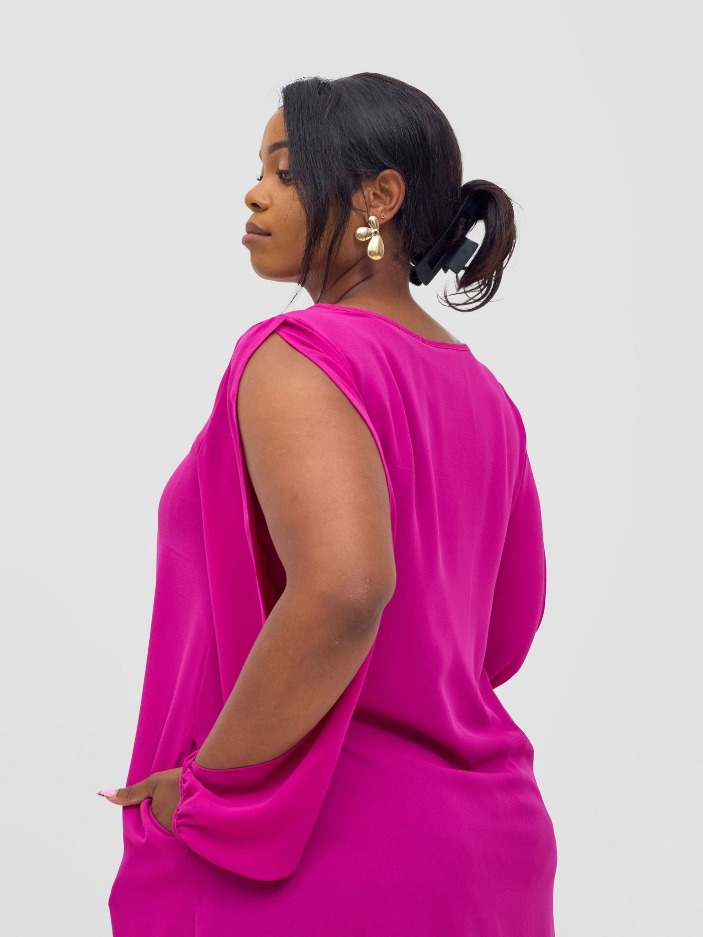 Vivo Lamu Knee Length Chiffon Dress - Magenta - Shopzetu