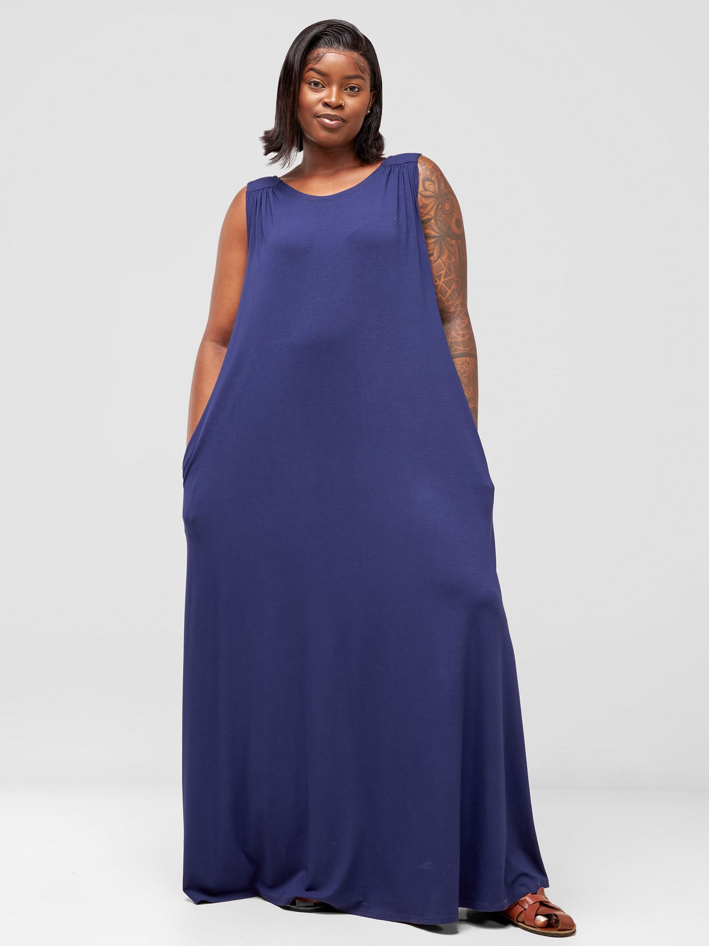Vivo Safiya Gathered Shoulder Maxi Dress - Navy