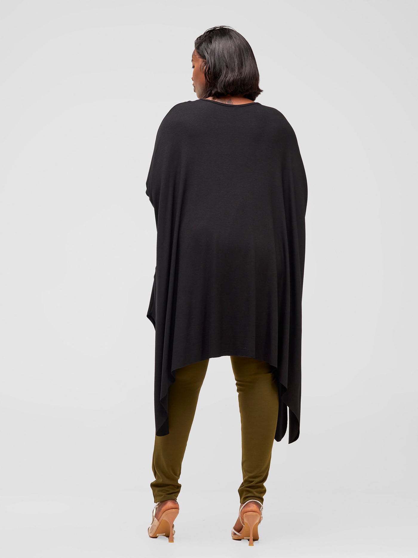 Vivo Safiya Wide Top - Black