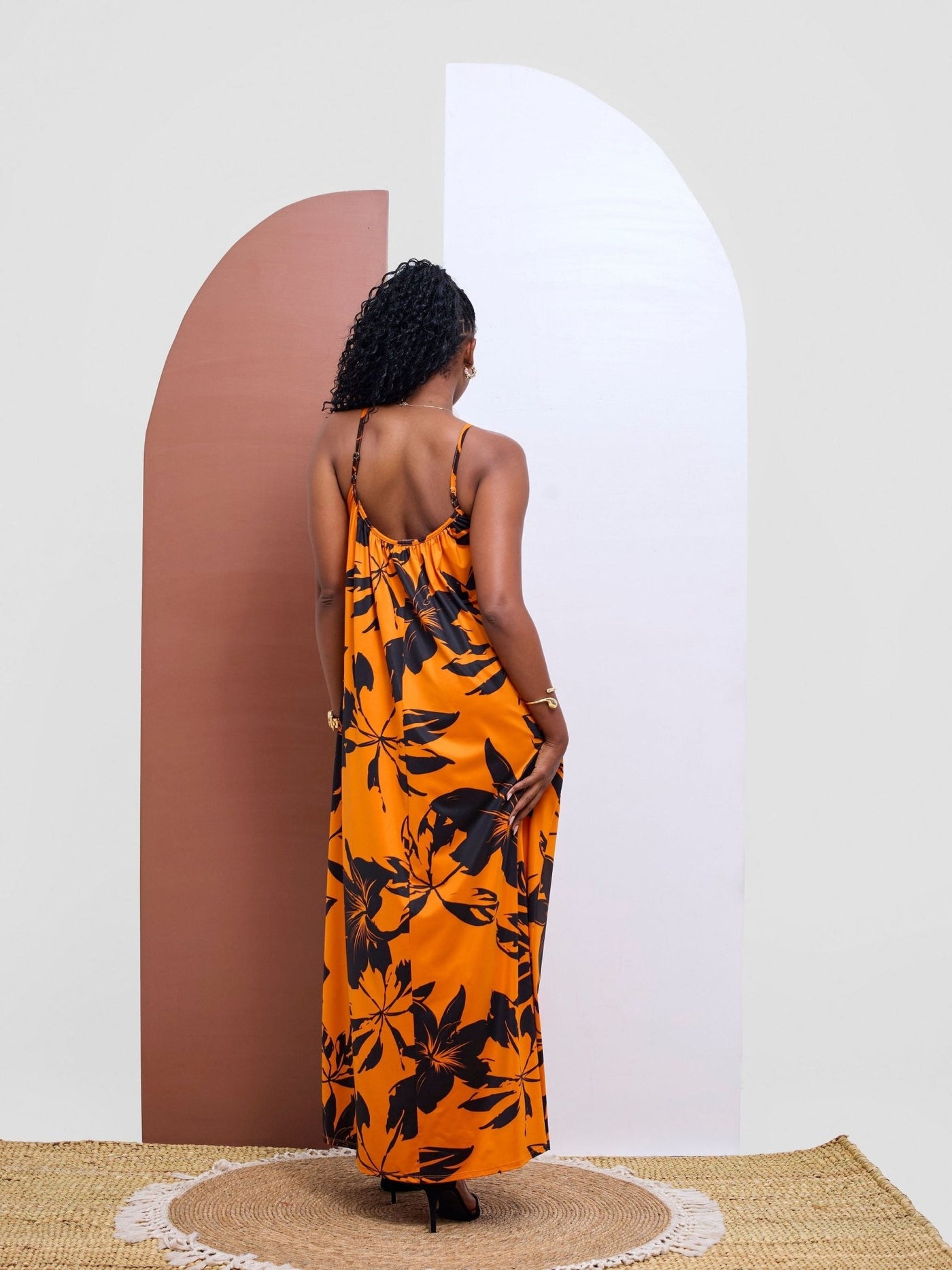 Vivo Sarabi Strappy Low Back Maxi Dress - Orange / Black Print - Shopzetu