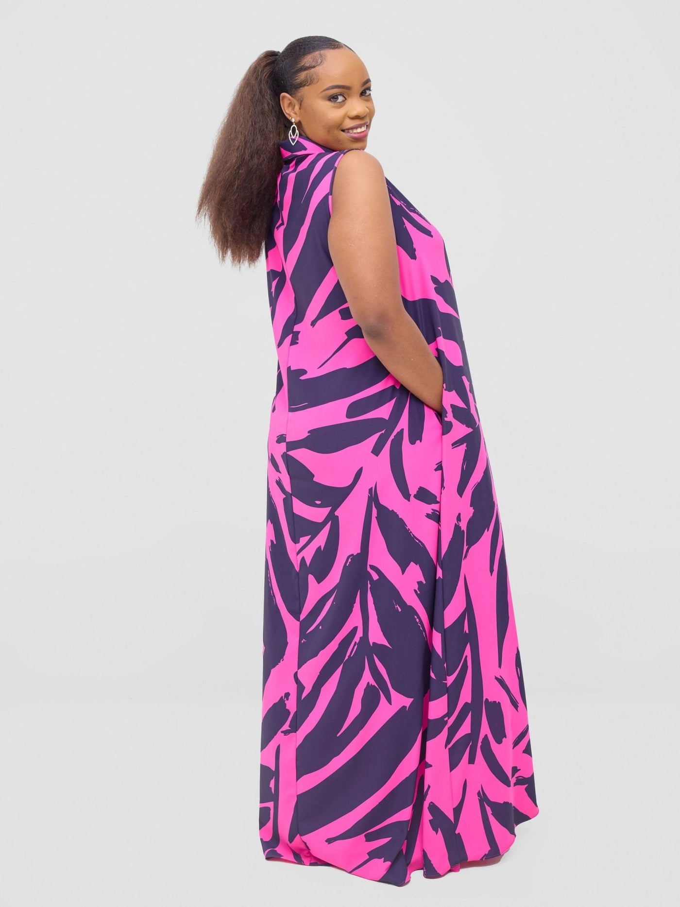 Vivo Asha Sleeveless Maxi Dress - Fuschia / Navy Eta Print - Shopzetu