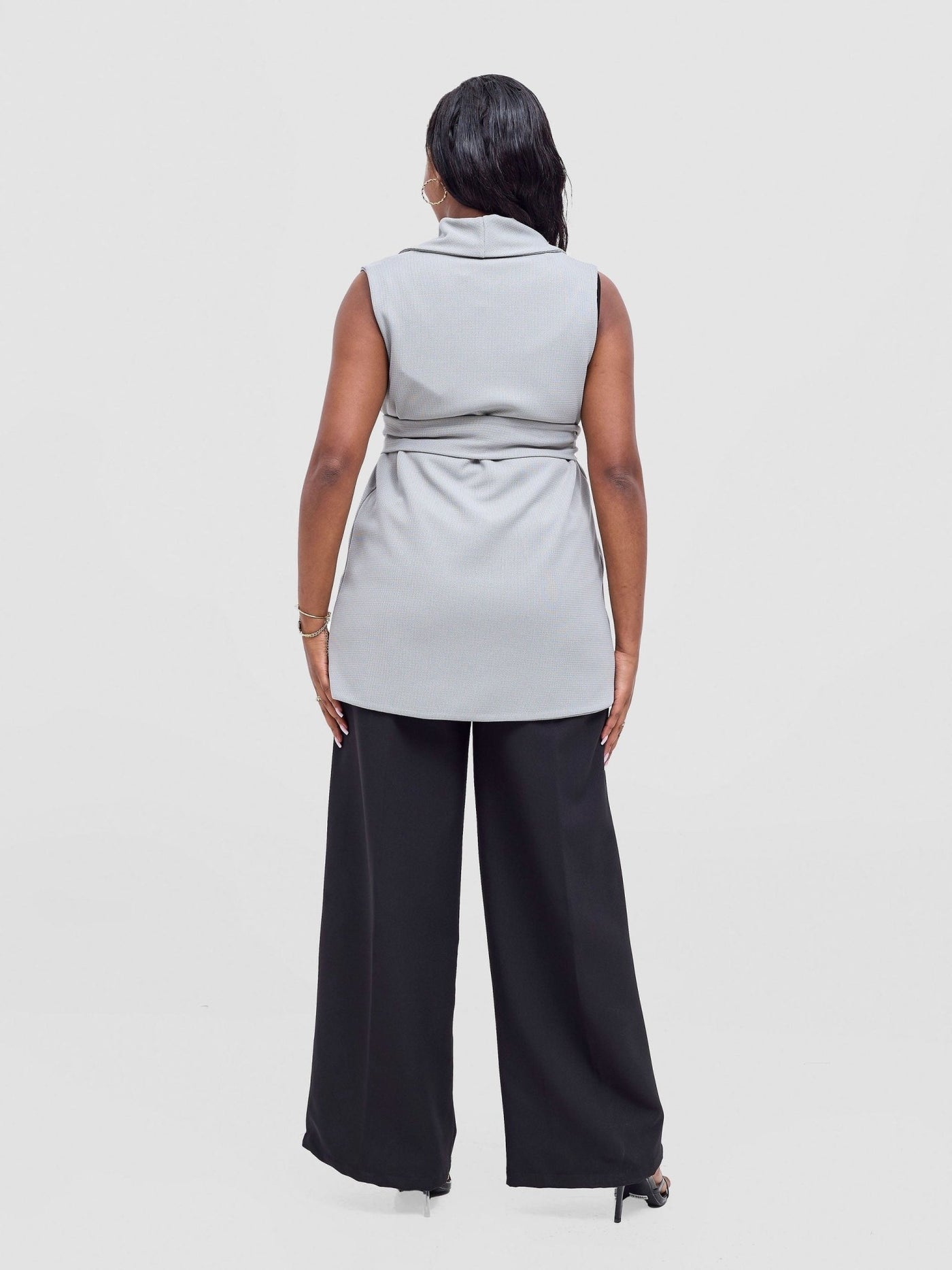 Vivo Basic Sleeveless Double Layered Coat - Grey - Shopzetu