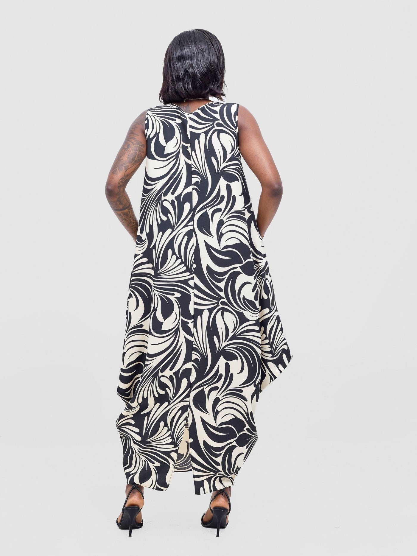 Vivo Seli Maxi Dress - Cream / Black Eli Print - Shopzetu