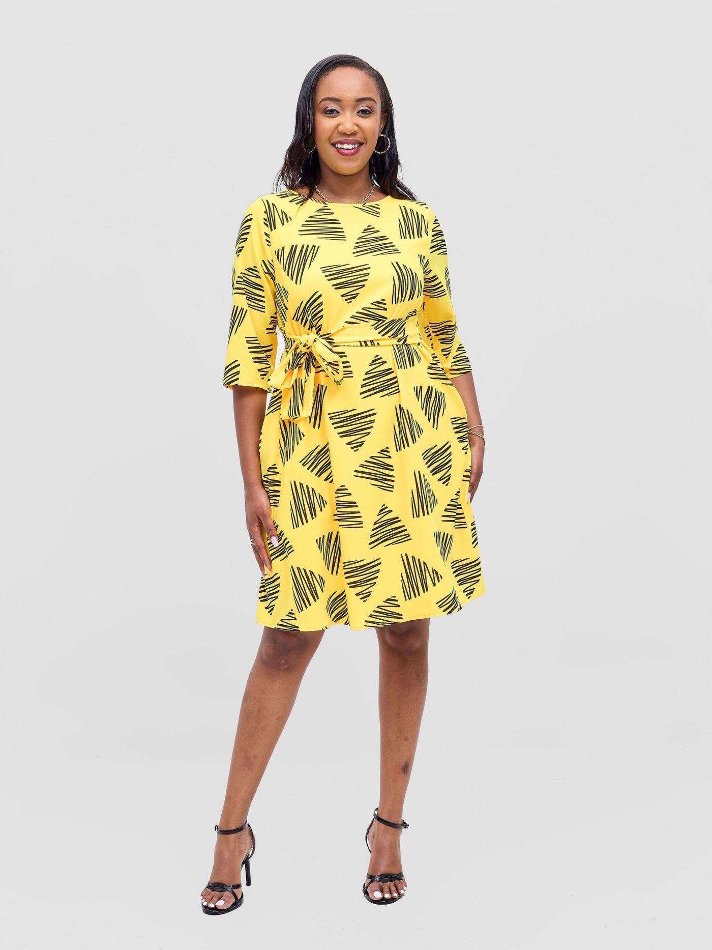 Vivo Laika 3/4 Sleeve Tent Dress - Mustard / Black Tuni Print - Shopzetu
