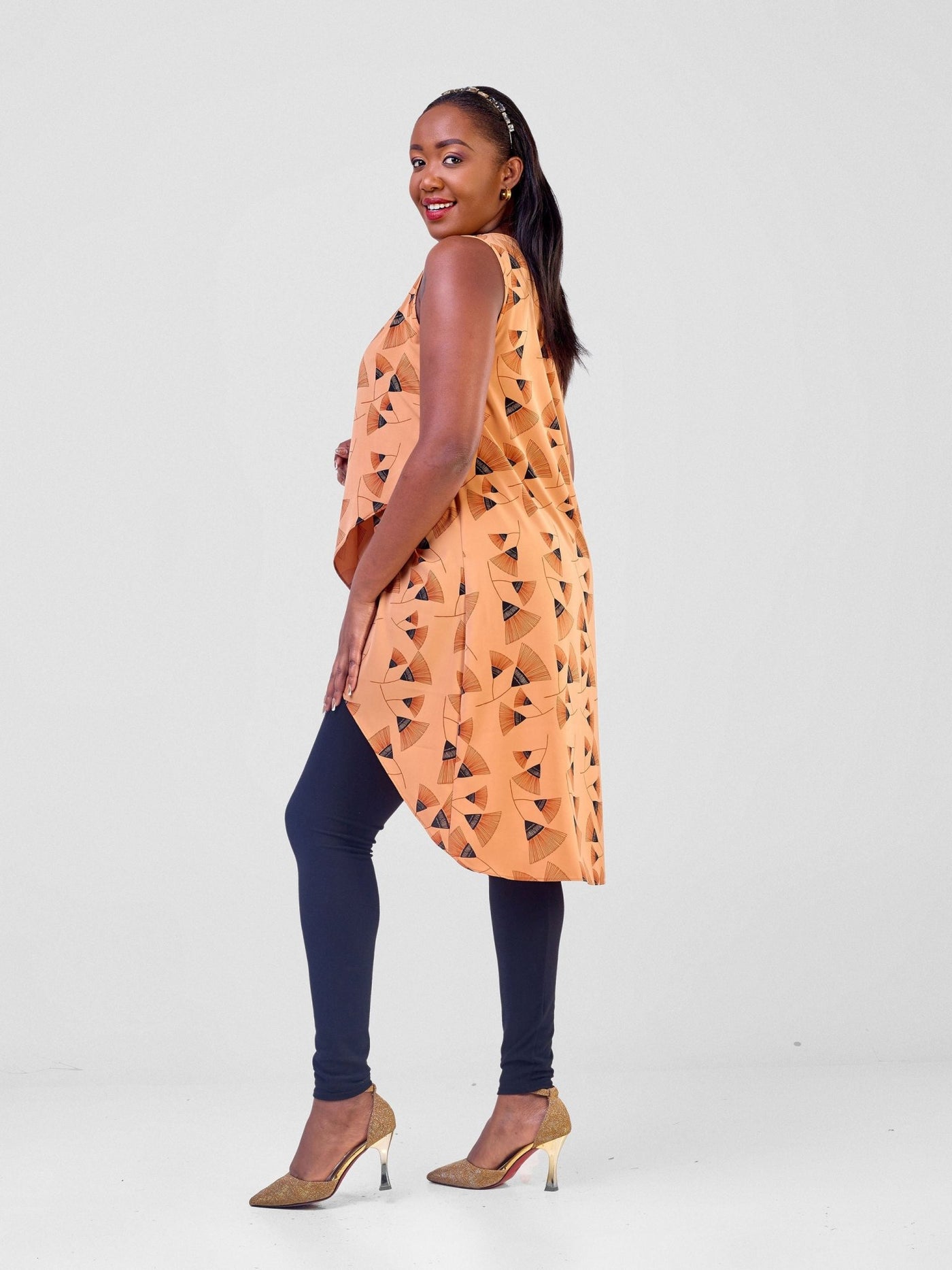 Vivo Mira V-Neck Overlap Top - Tan / Black Fan Print - Shopzetu