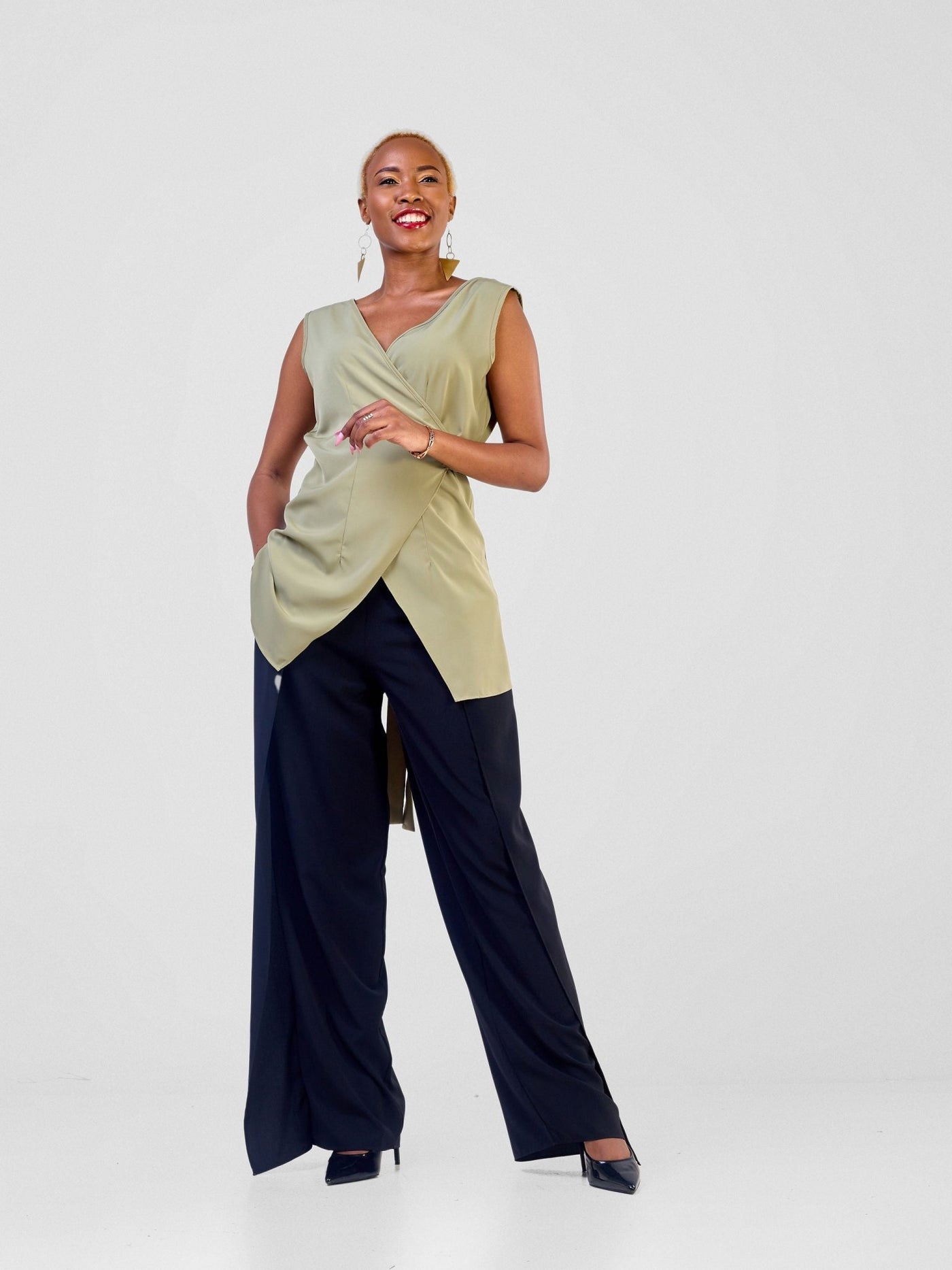 Vivo Mira Reversible Wrap Top - Lime - Shopzetu