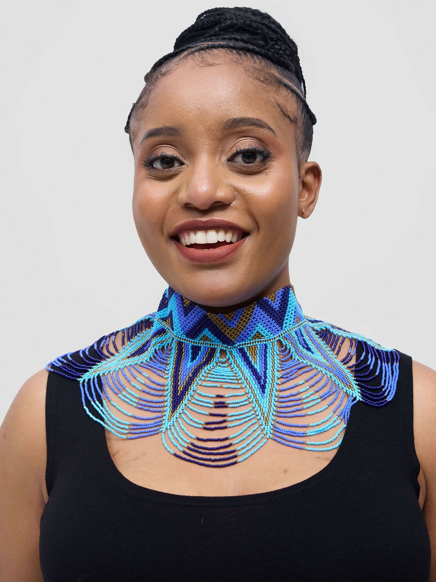 Meishan Curios 3 Blues Beaded Off Shoulder Necklace - Multicolored - Shopzetu