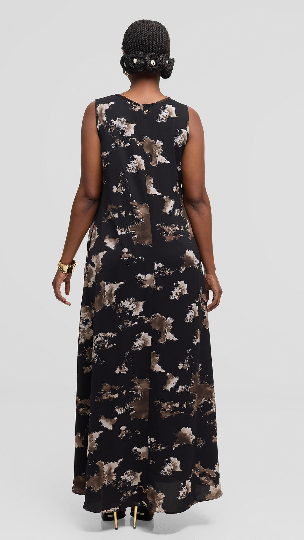 Vivo Basic Sleeveless Tent Maxi Dress in Crepe - Black / Taupe Abstract