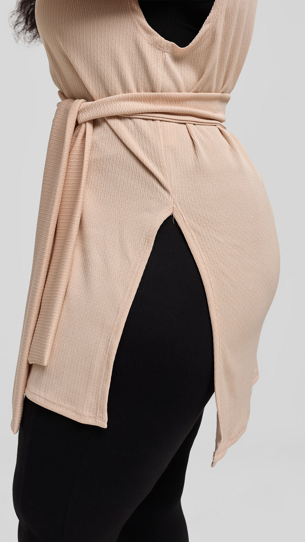 Vivo Rema Slit Tunic Top - Buttermilk