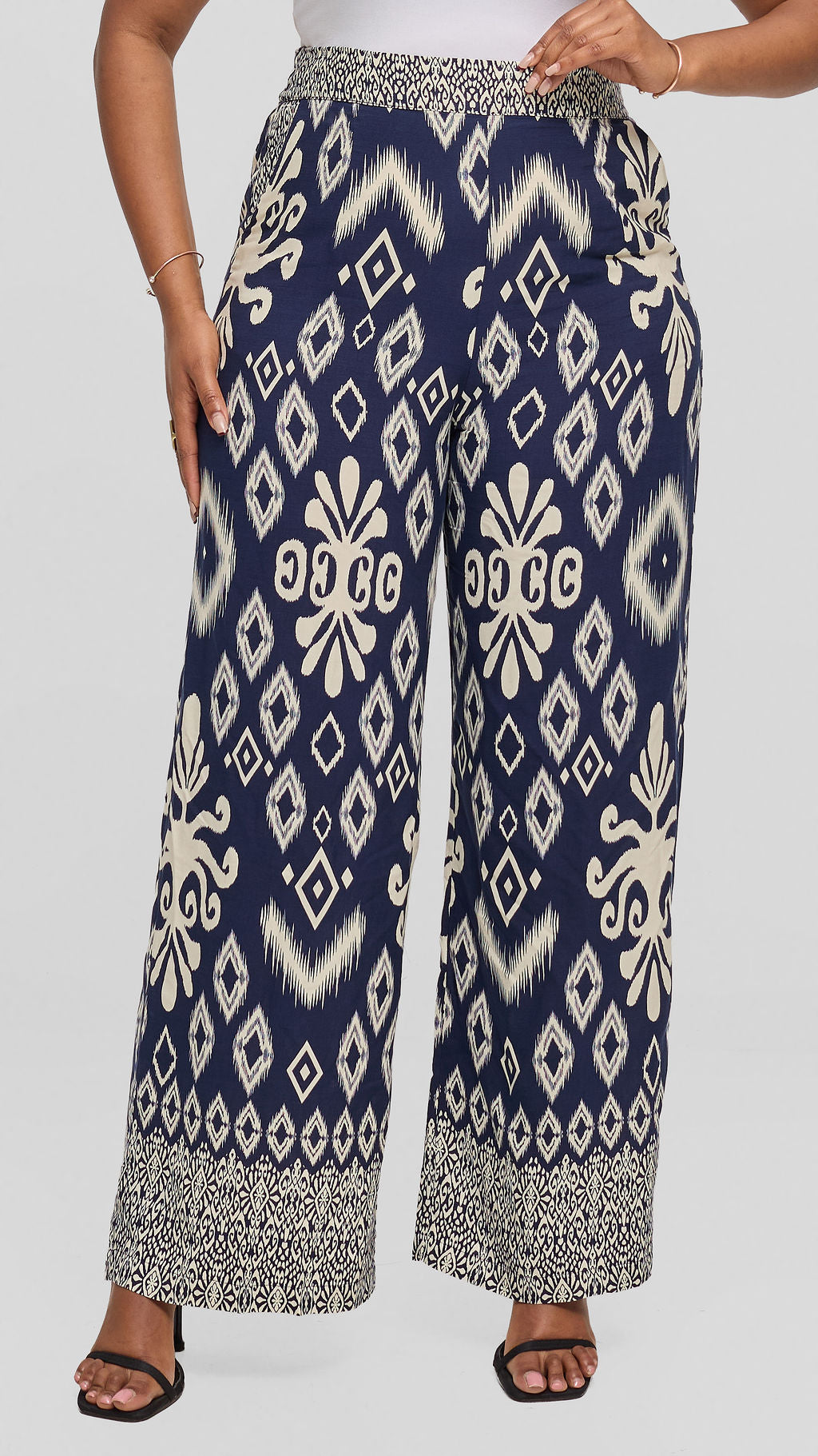 Vivo Samira Pants in Rayon - Cream / Navy Print
