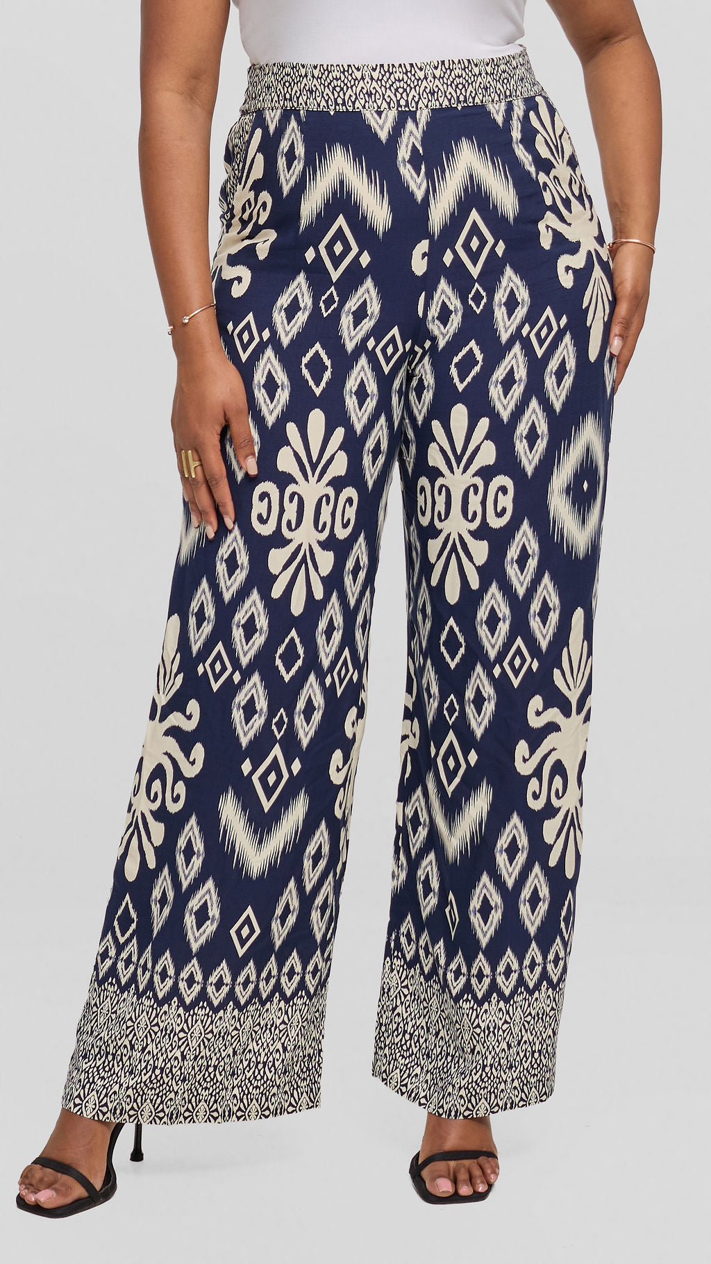 Vivo Samira Pants in Rayon - Cream / Navy Print