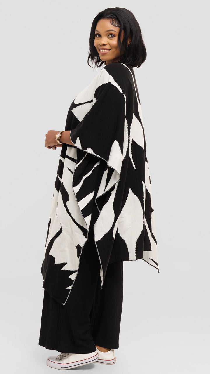 Vivo Reversible Poncho without Fringes - Black / Off White Pepeo Print