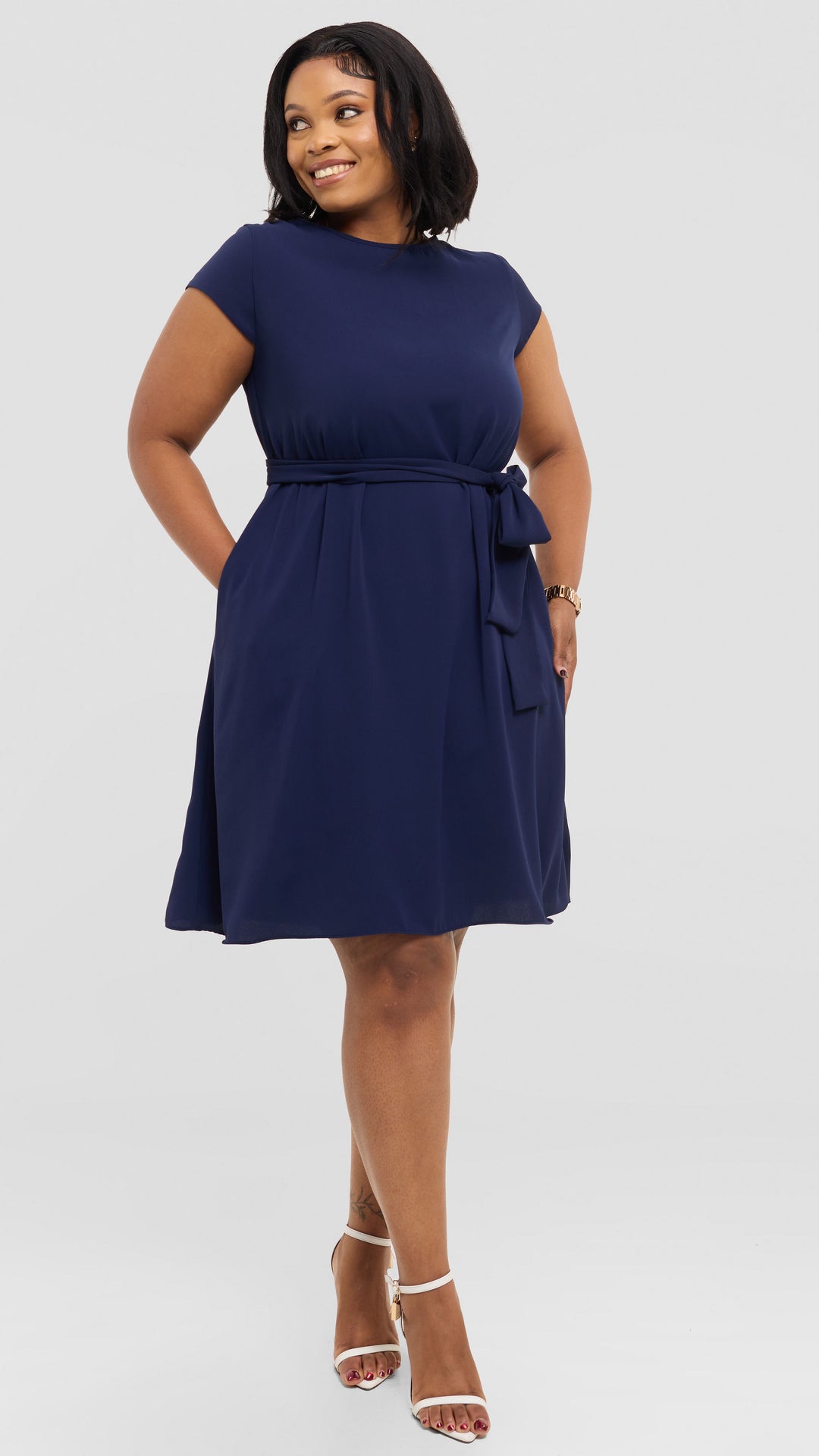 Vivo Basic Cap Sleeve Tent Knee Length Dress in Crepe - Navy